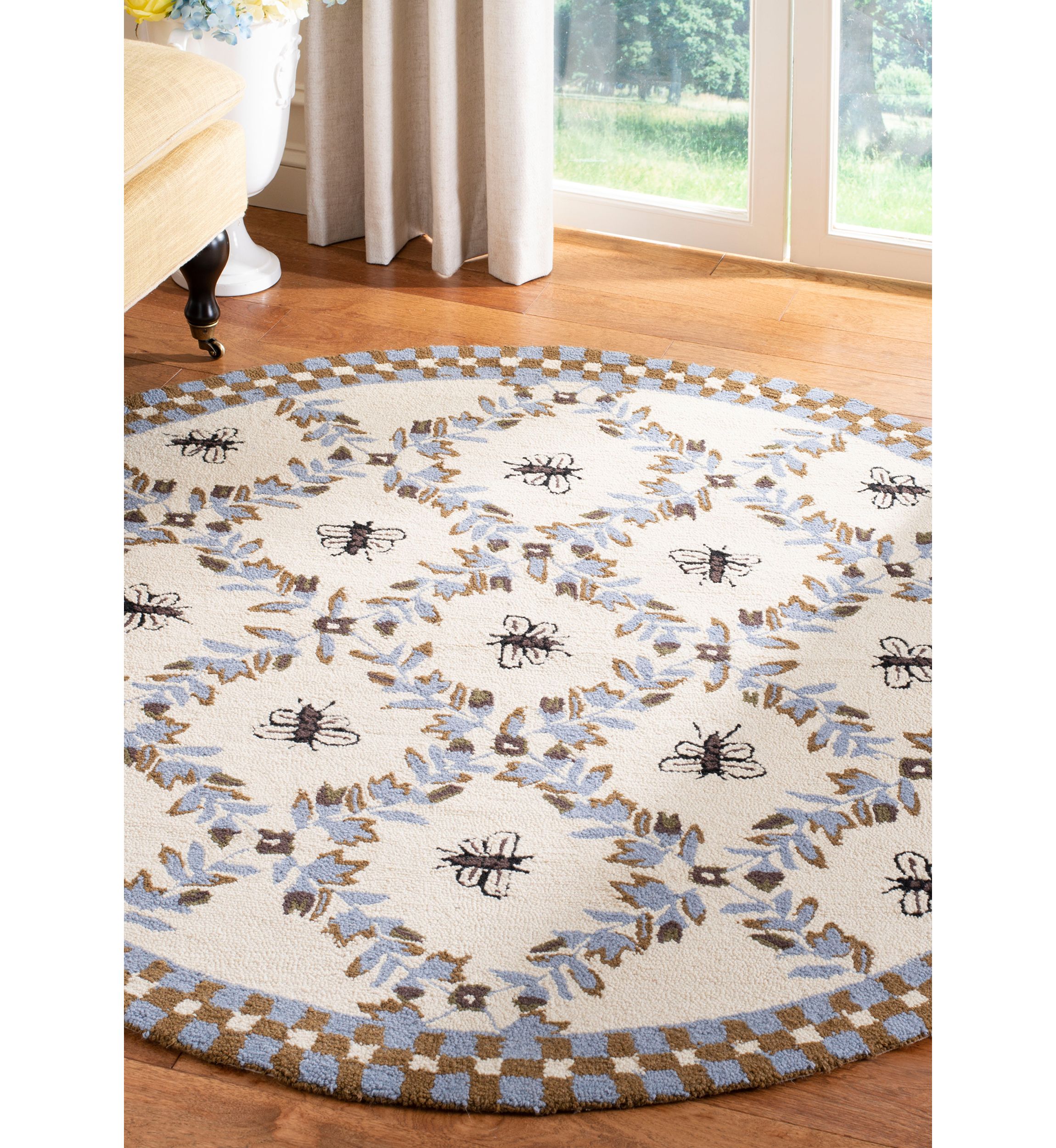 Chelsea Decorative Bee Area Rug Collection