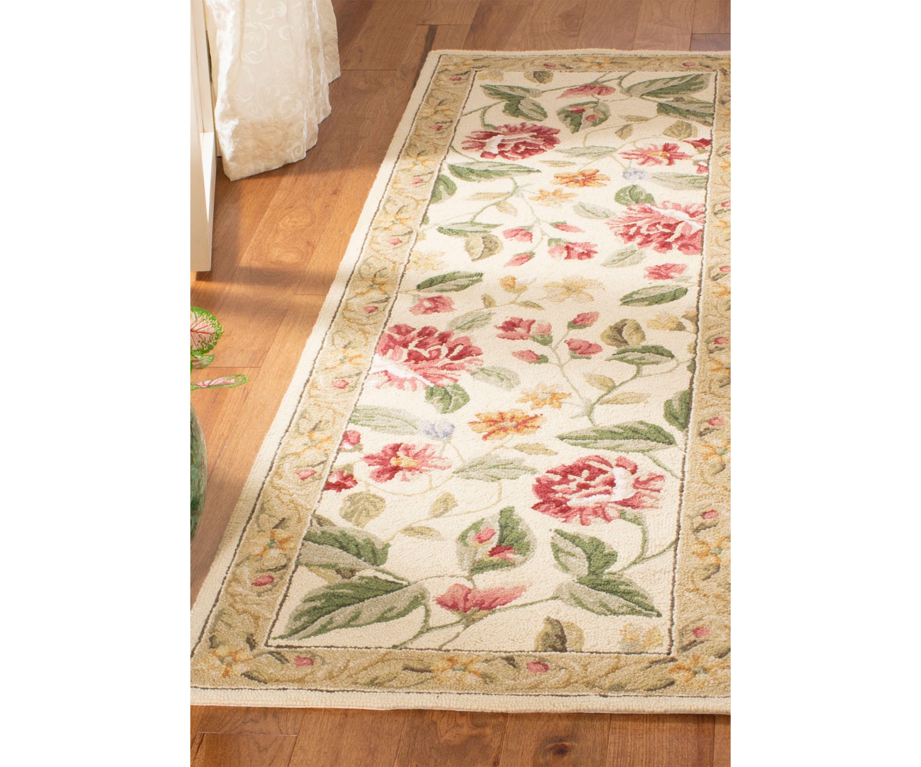 Chelsea Modern Country and Floral Area Rug Collection