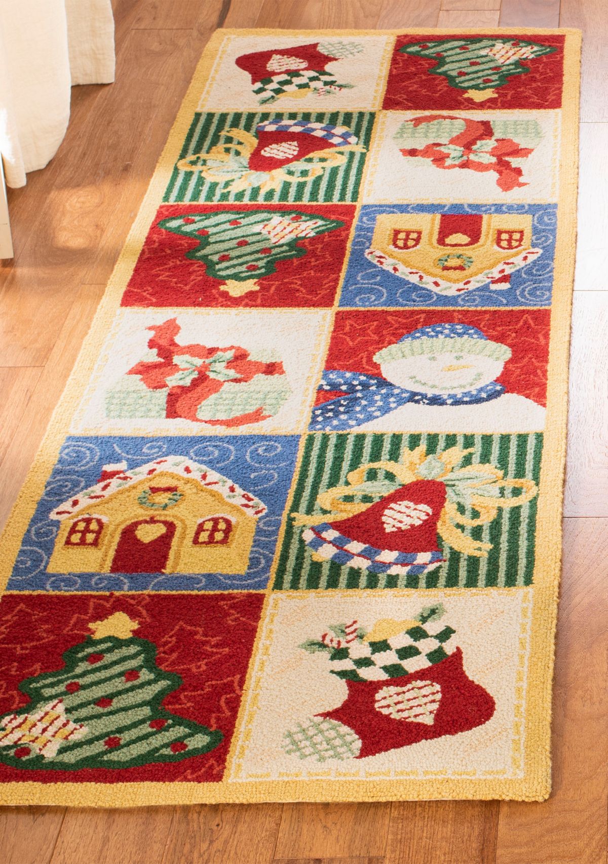 Chelsea Christmas Area Rug Collection