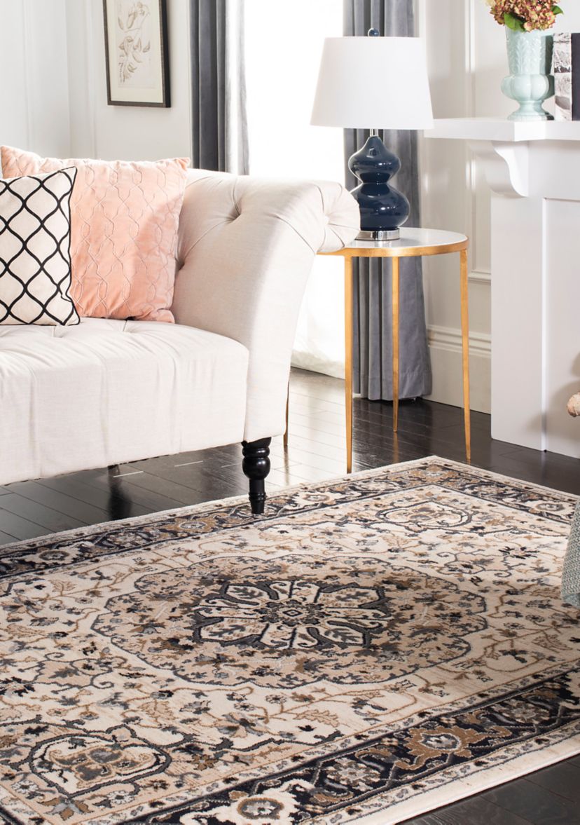 Lyndhurst Cream Heriz Area Rug Collection