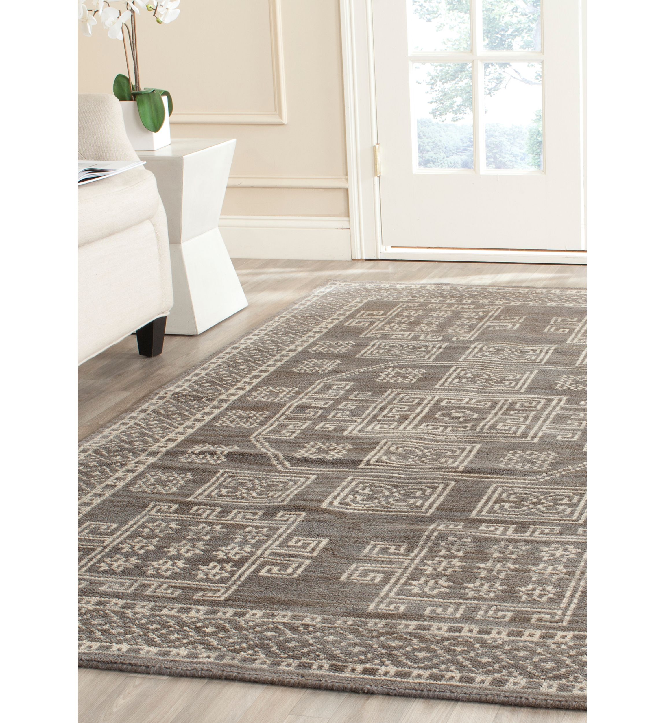 Kenya Hand Knotted Accent Area Rug Collection