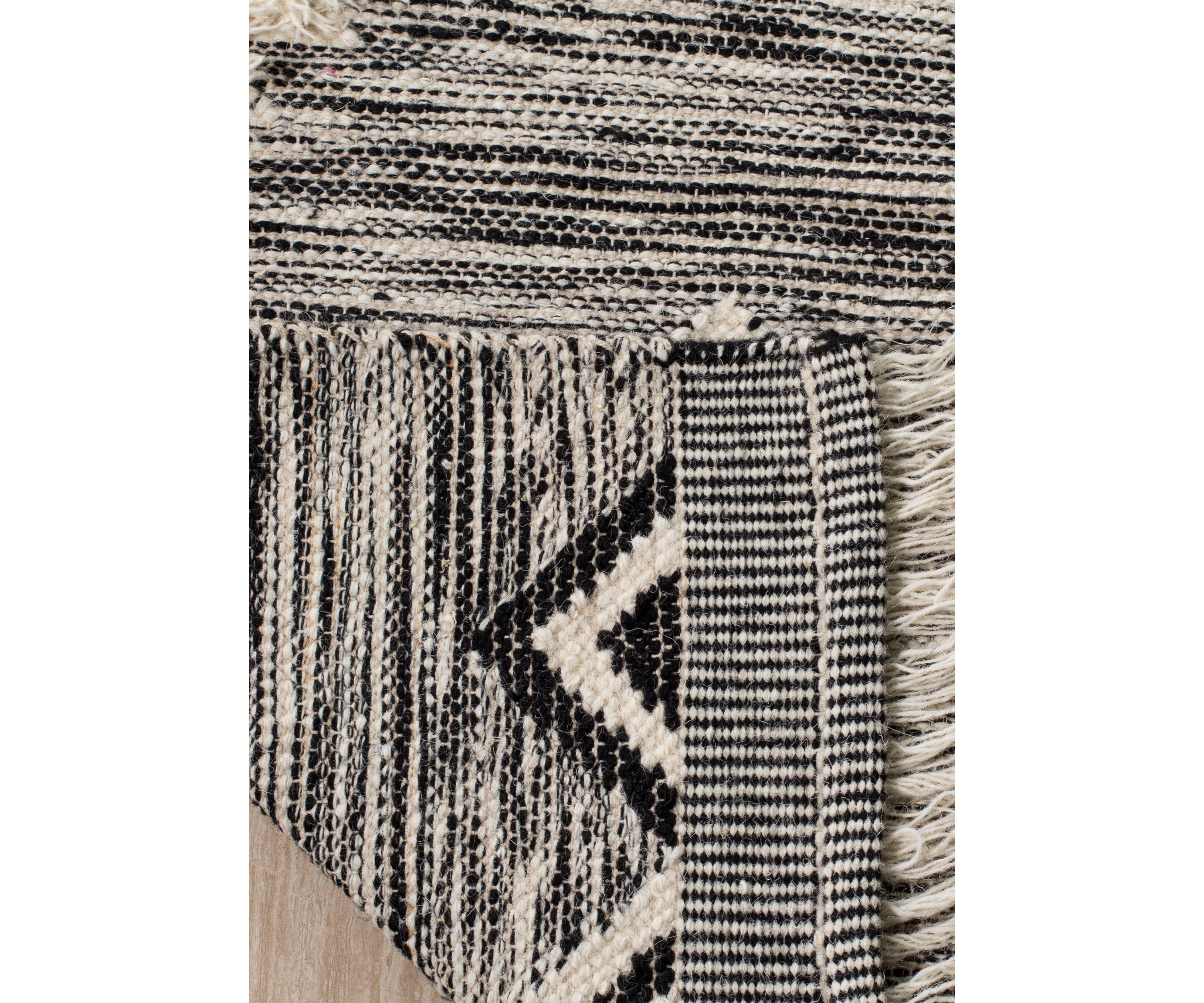 Kenya Contemporary Moroccan Trellis Area Rug Collection