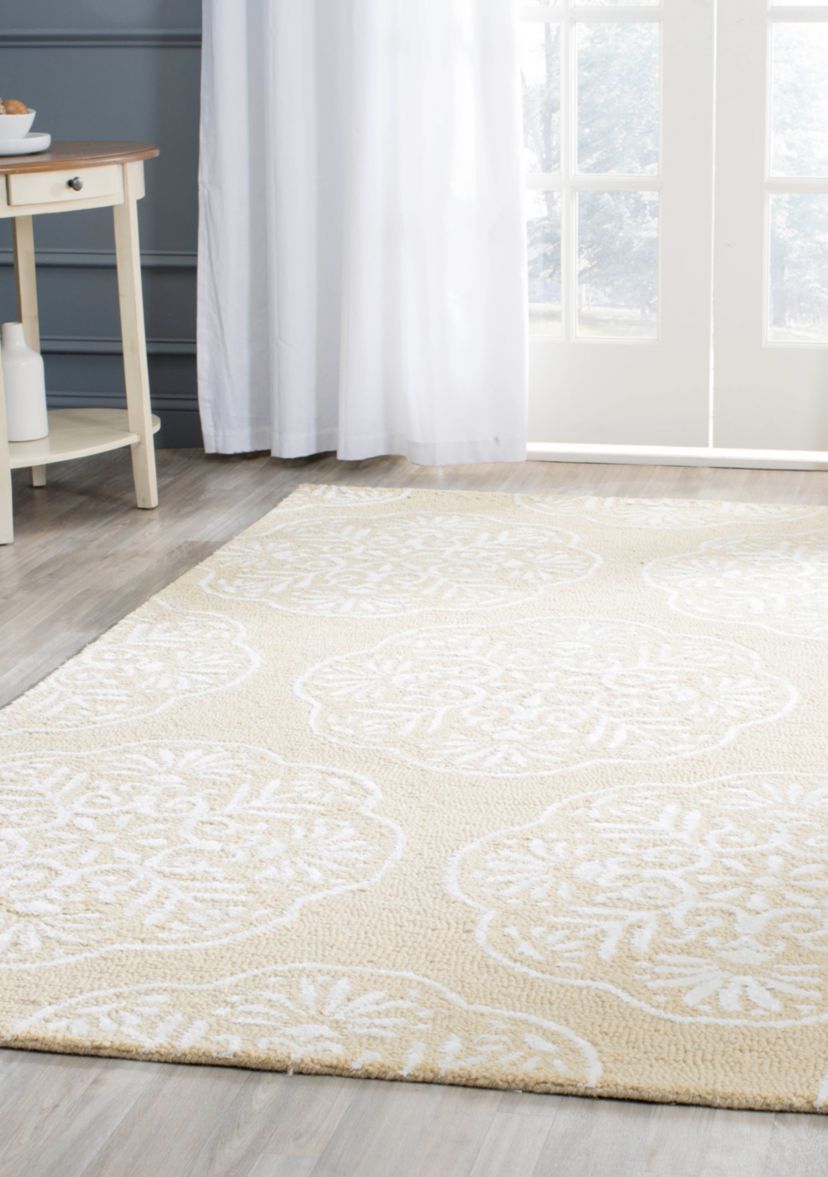 Bella Beige/White Area Rug 5-ft. x 8-ft.