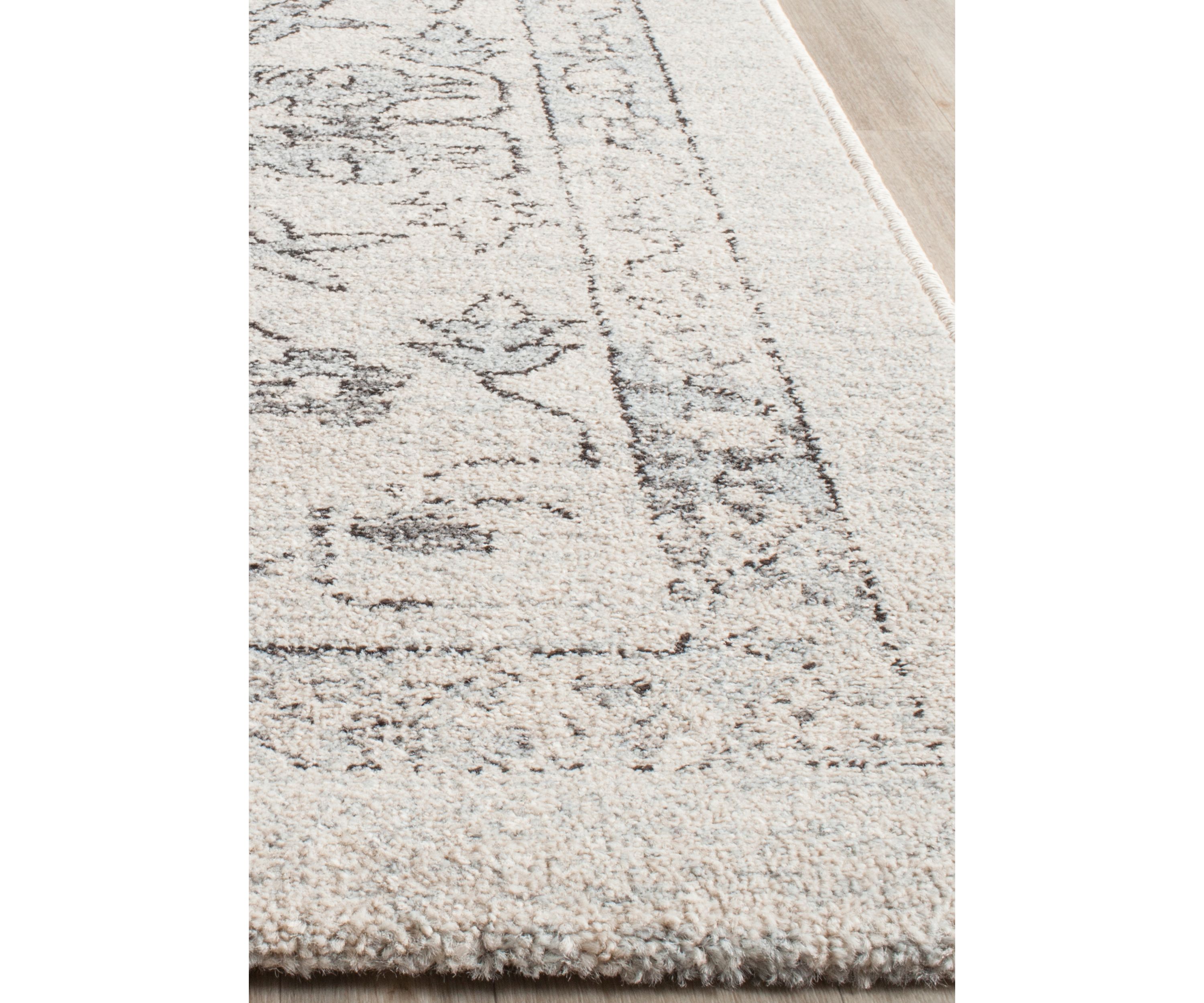 Carmel Beige/Blue 4-ft. x 6-ft. Area Rug