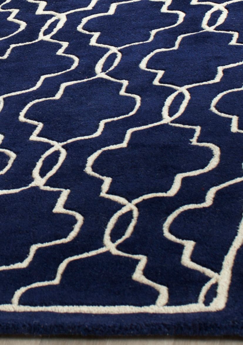 Chatham Dark Blue/Ivory 4-ft. x 6-ft. Area Rug