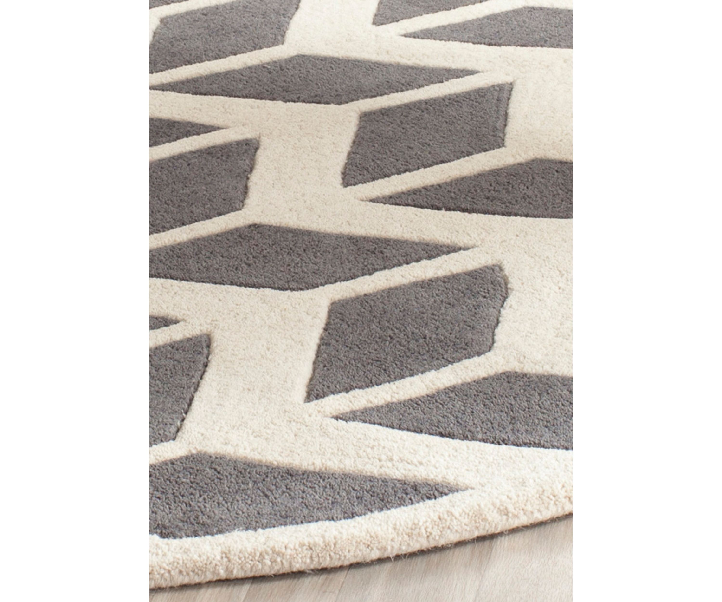 Chatham Dark Gray/Ivory 7-ft. x 7-ft. Area Rug