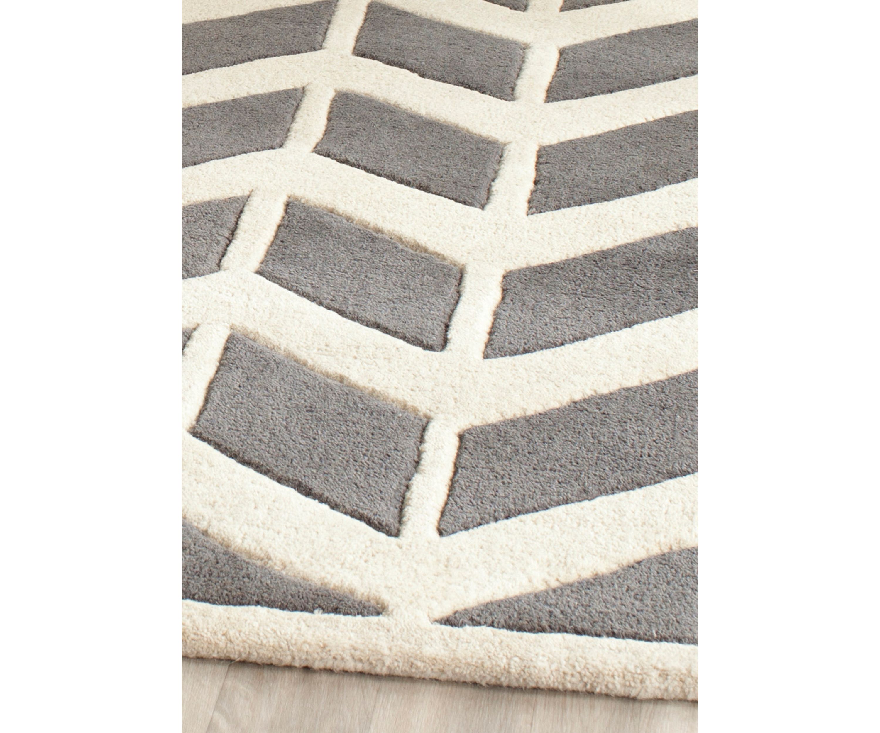 Chatham Dark Gray/Ivory 8-ft. x 10-ft. Area Rug