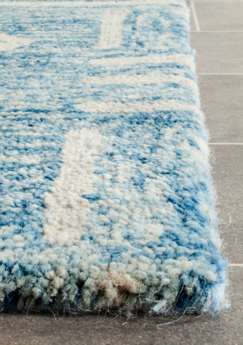 Chatham Blue/Ivory 2-ft. x 3-ft. Area Rug