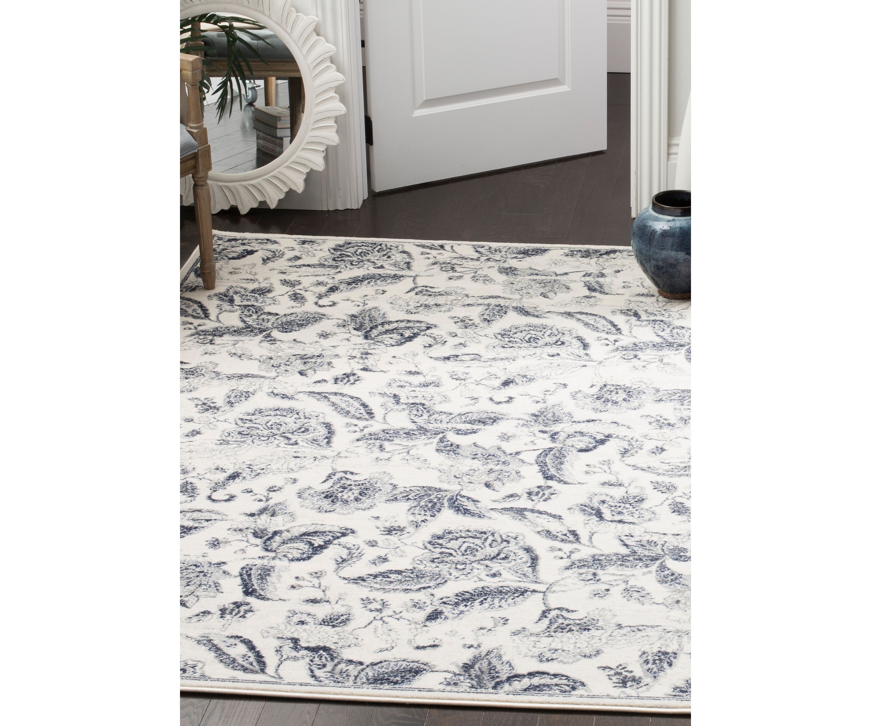 Carnegie Cream/Light Gray 6-ft. 7-in. x 9-ft. 2-in. Area Rug