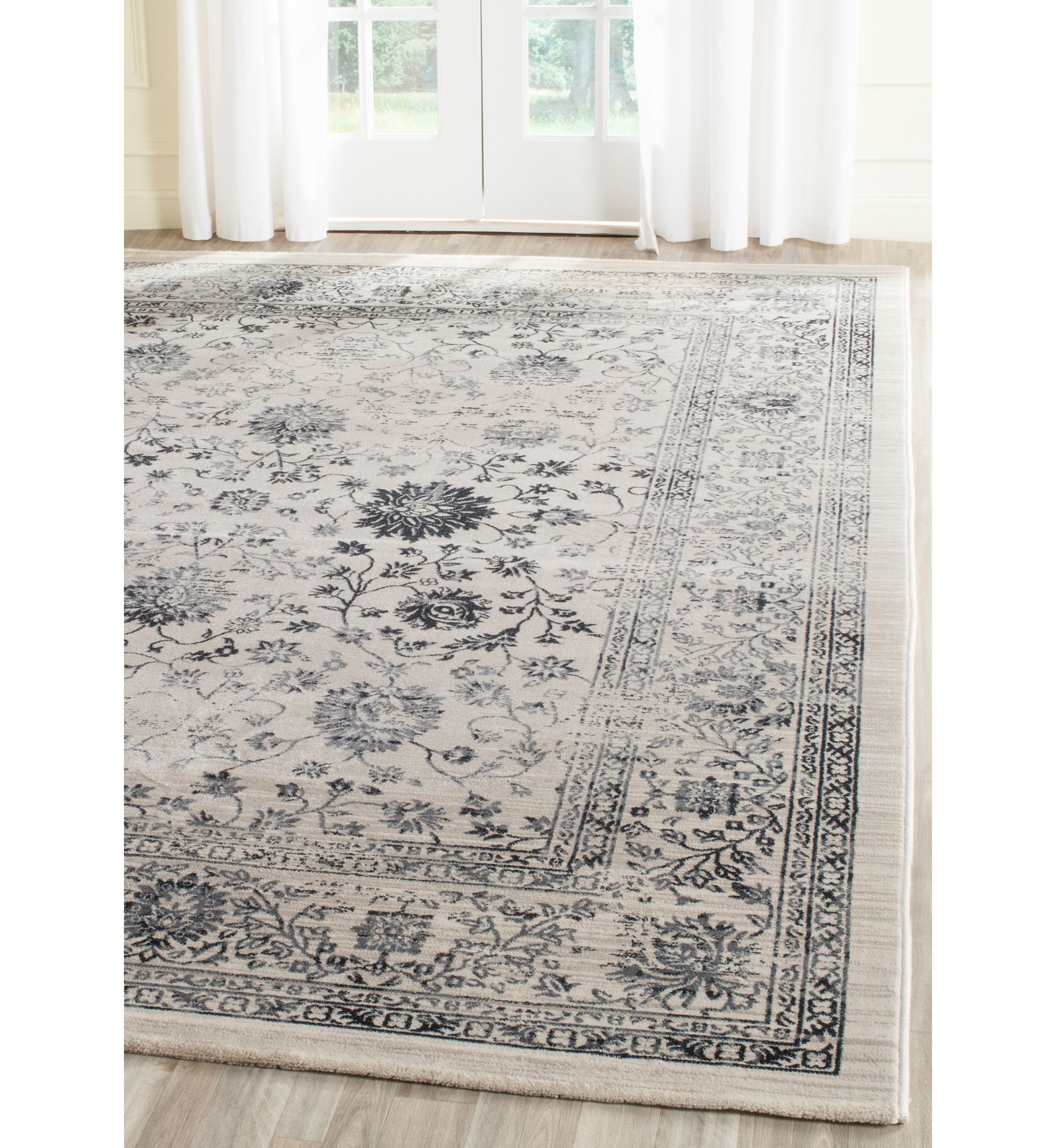 Evoke Beige/Blue Area Rug 5-ft. 1-in. x 7-ft. 6-in.