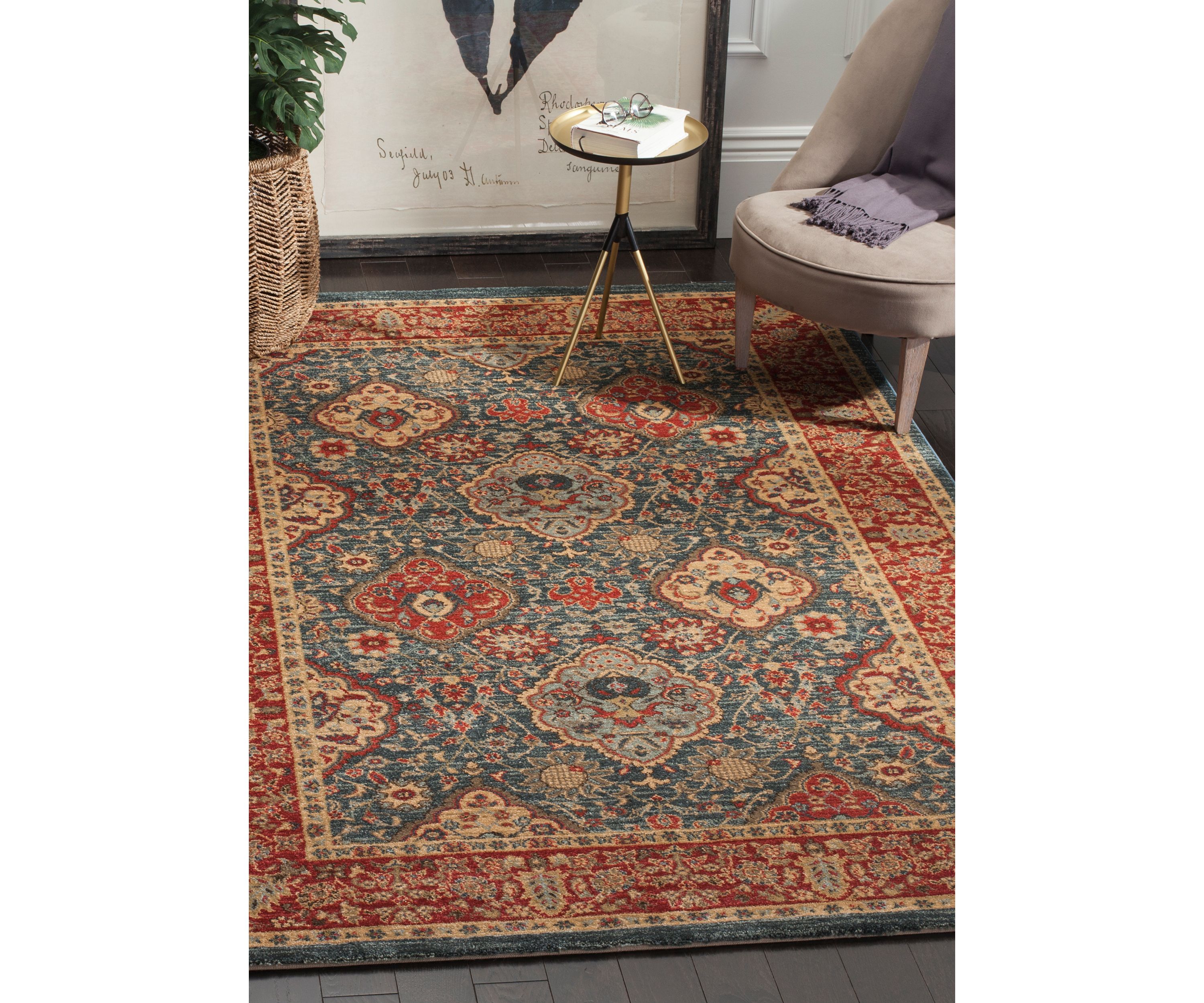 Mahal Natural/Navy Area Rug 5-ft. 1-in. x 7-ft. 7-in.