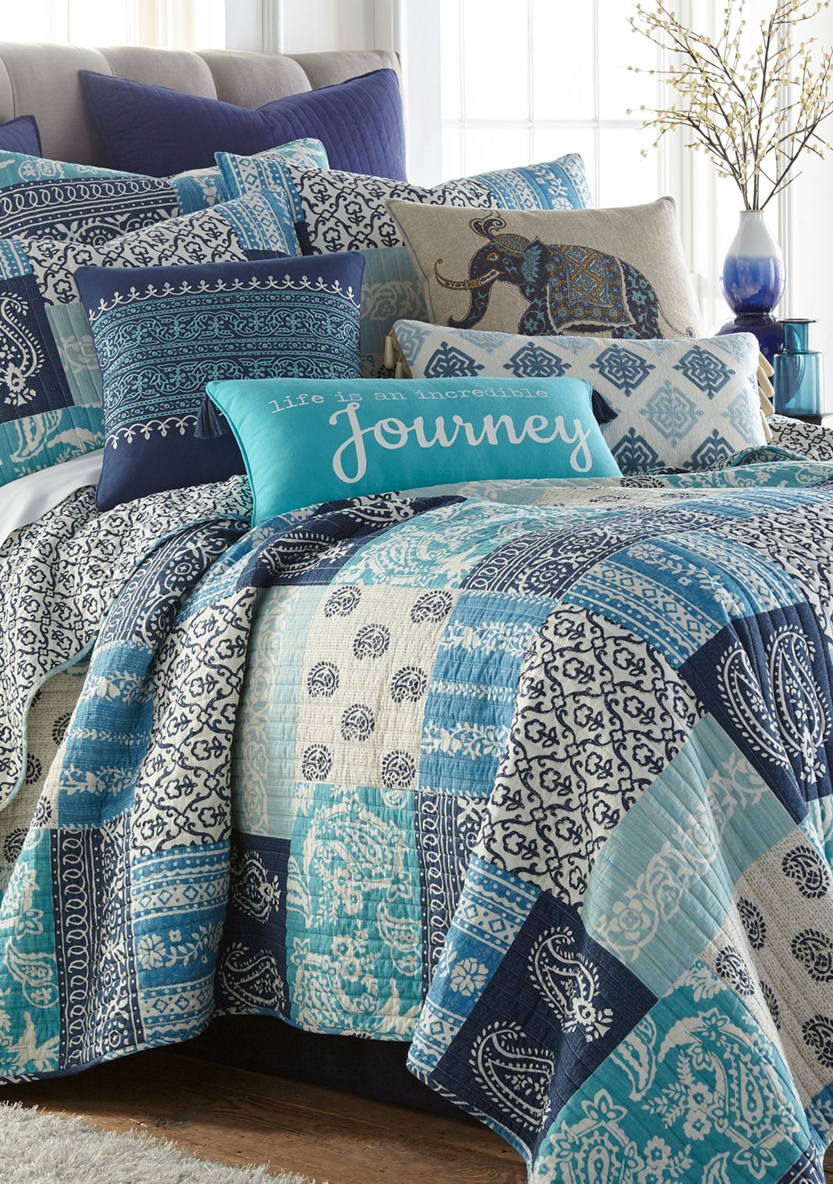 Chandra Quilt Set