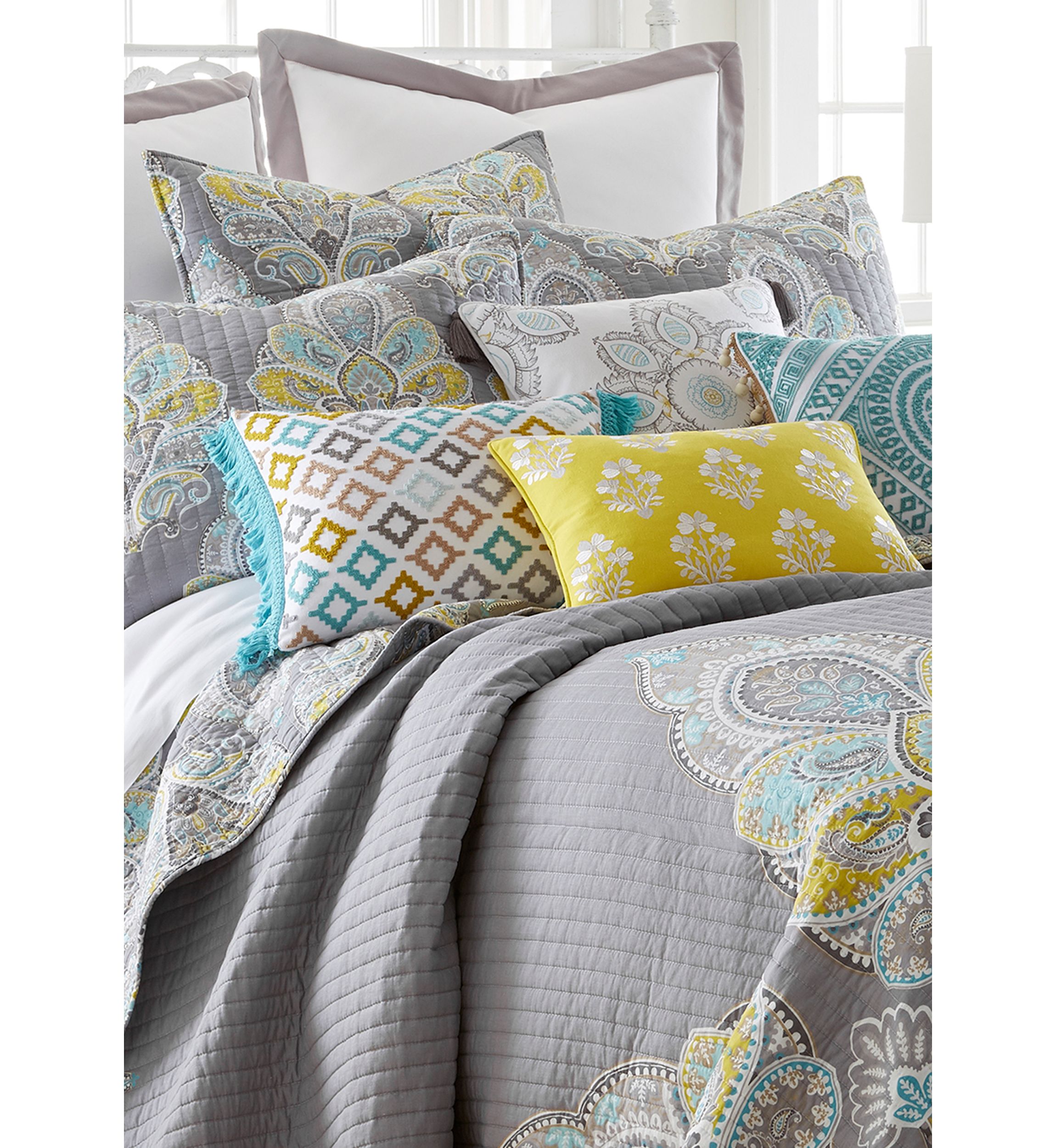 Cressley Quilt Set
