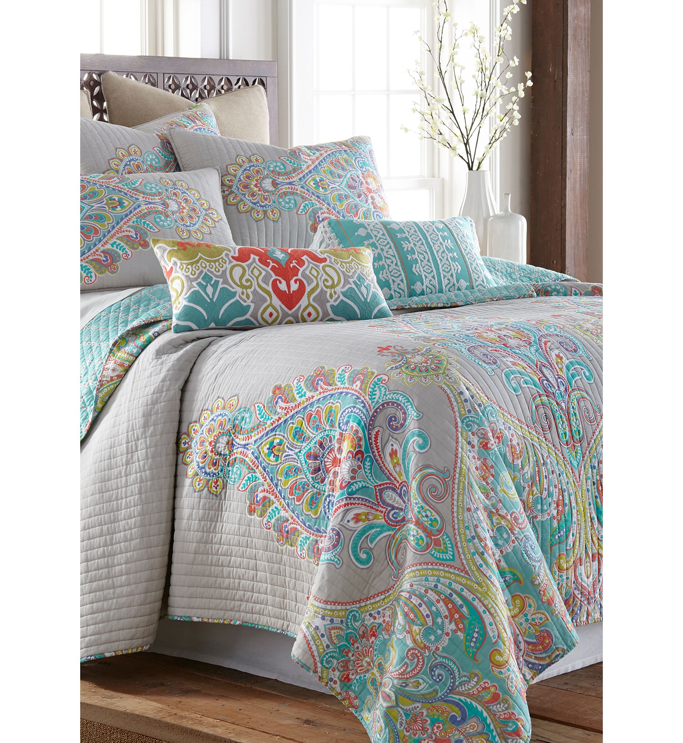 Deniza Quilt Set