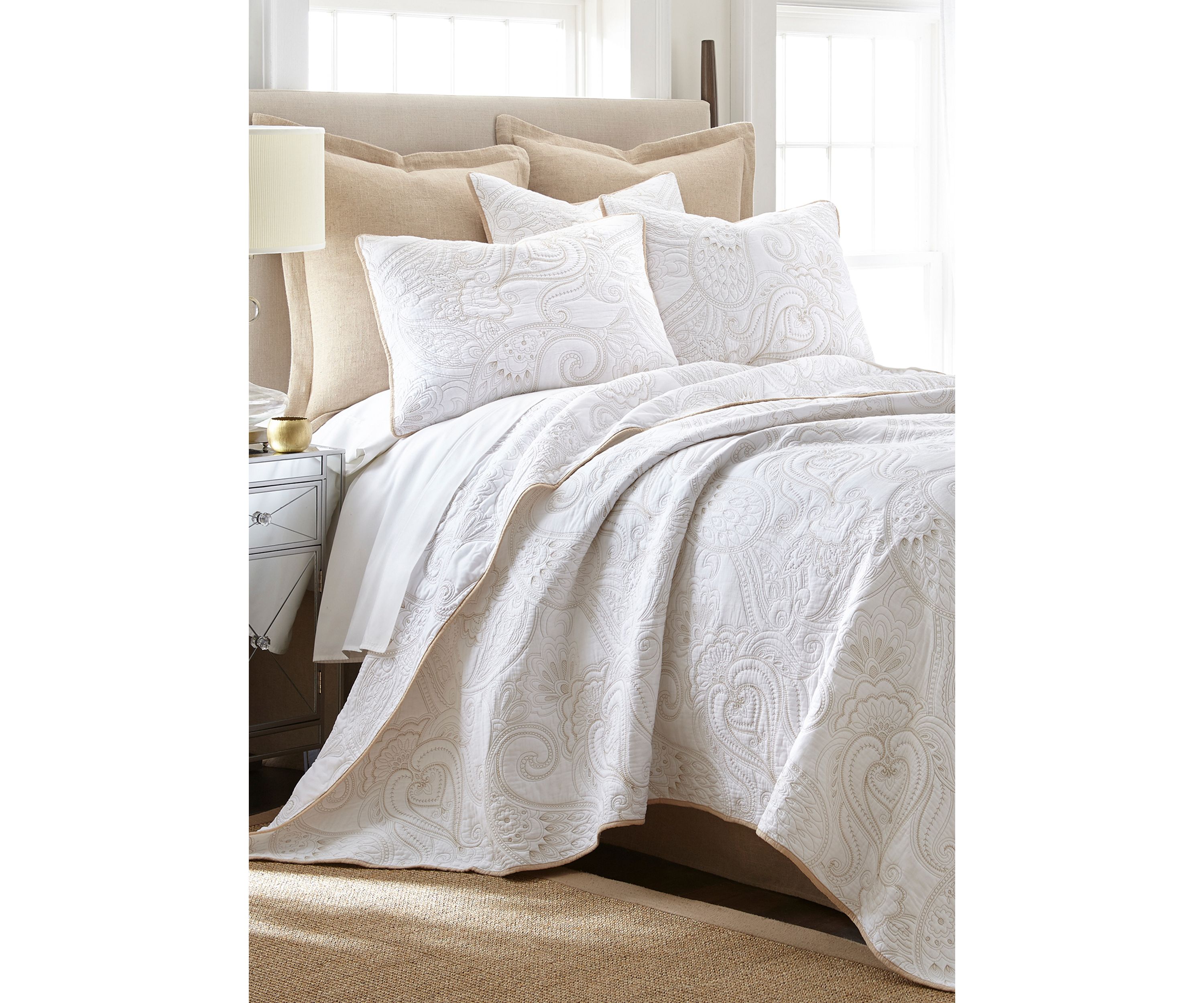 Perla Quilt Set