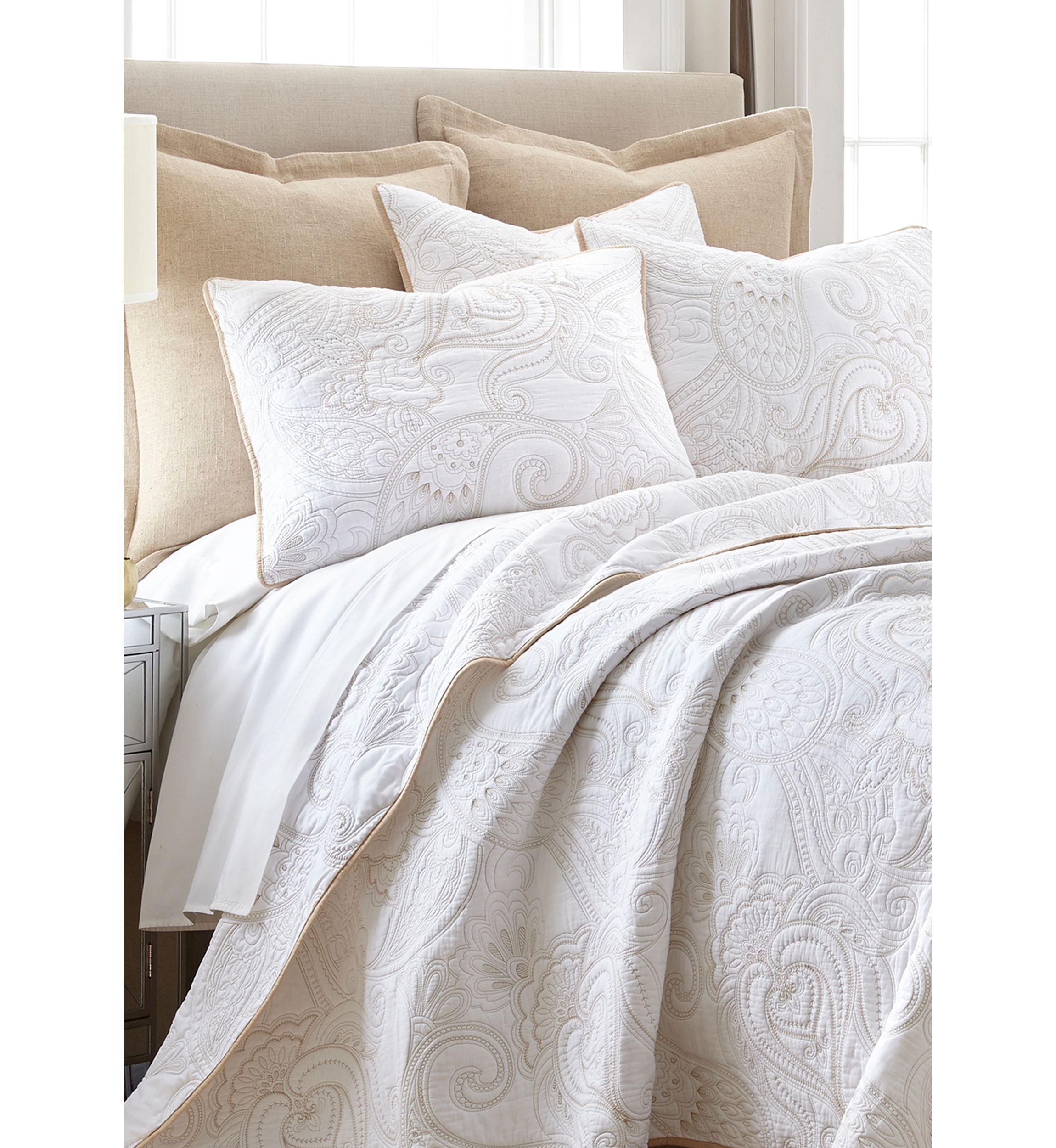 Perla Quilt Set