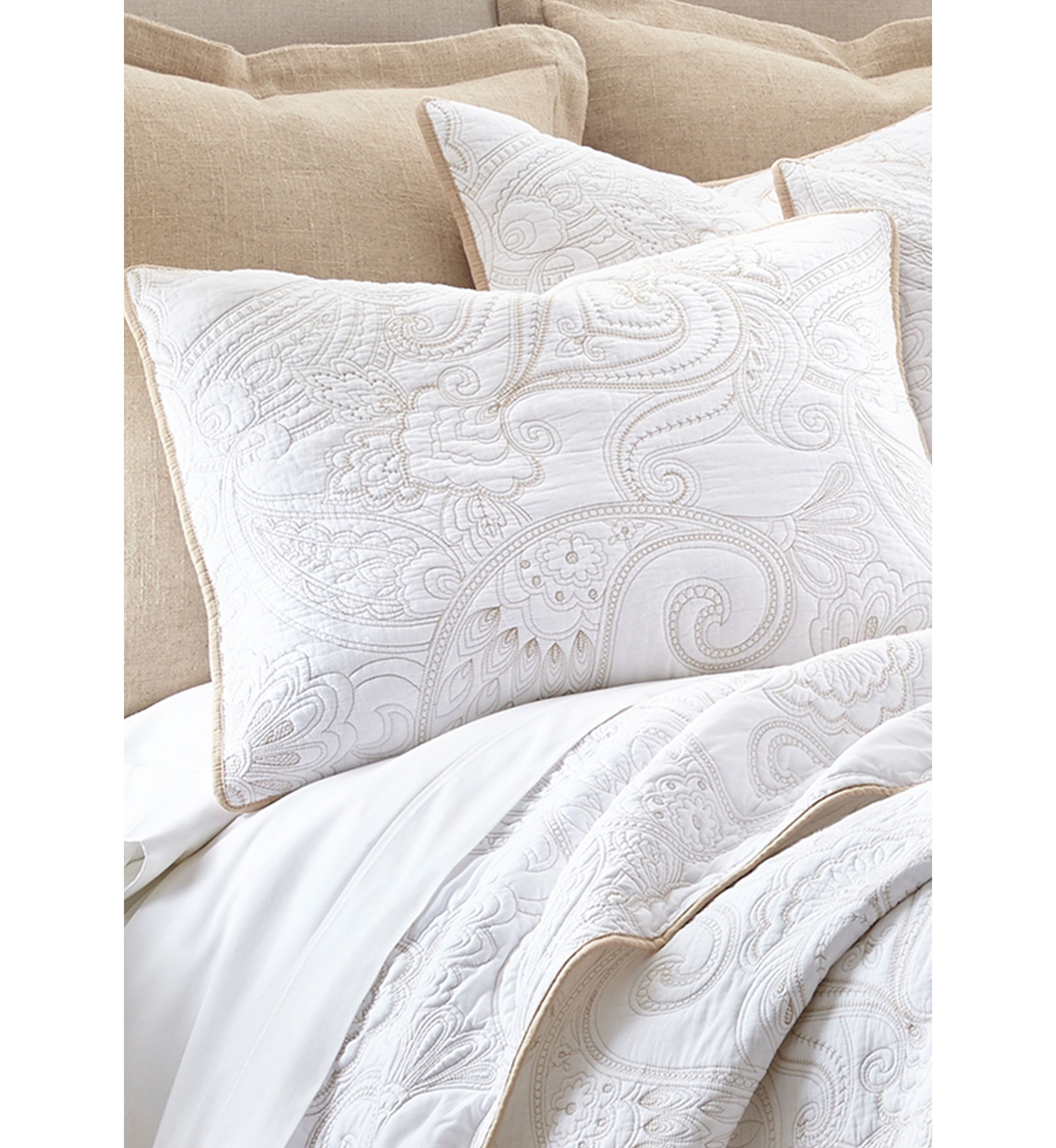 Perla Quilt Set