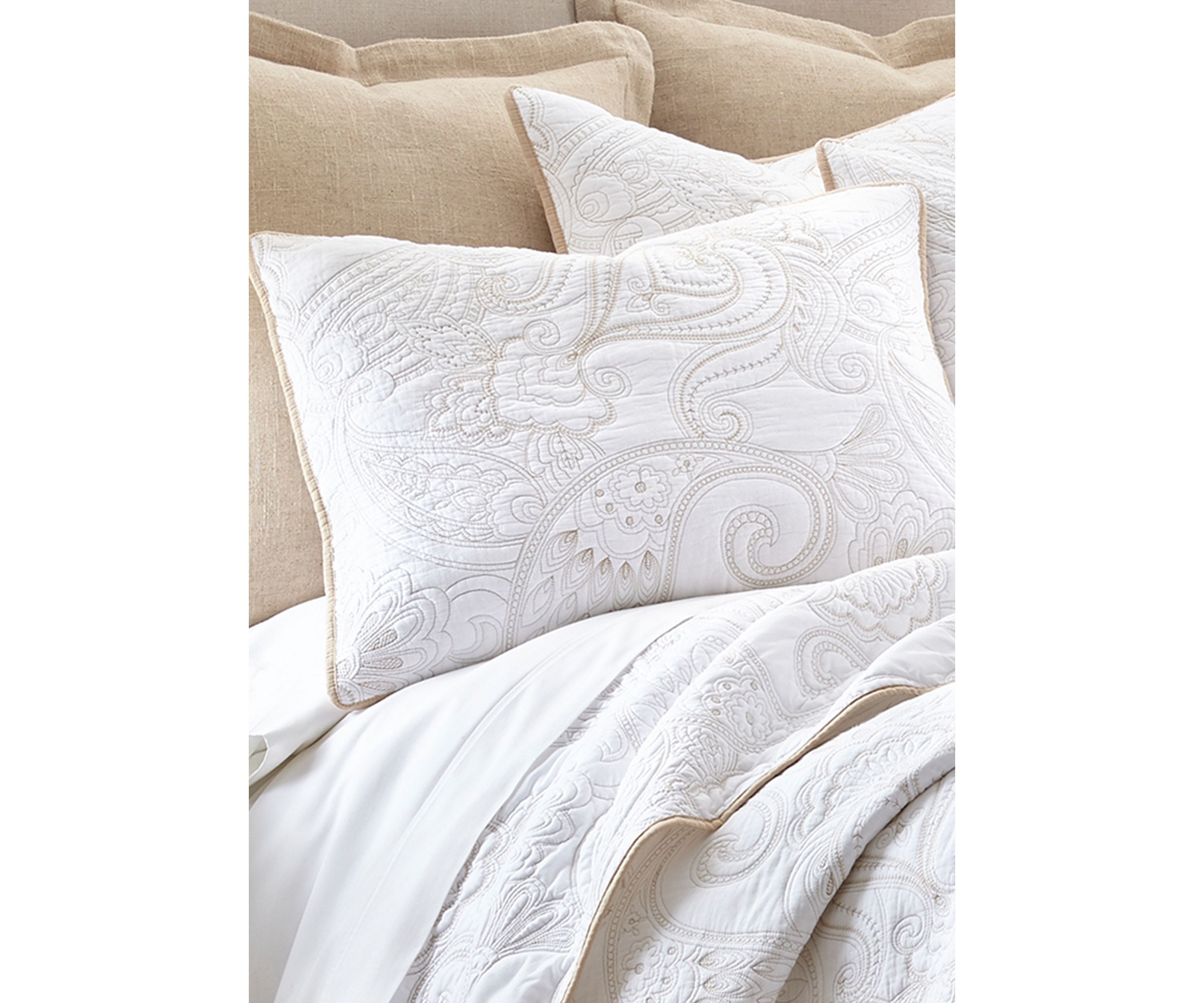 Perla Quilt Set