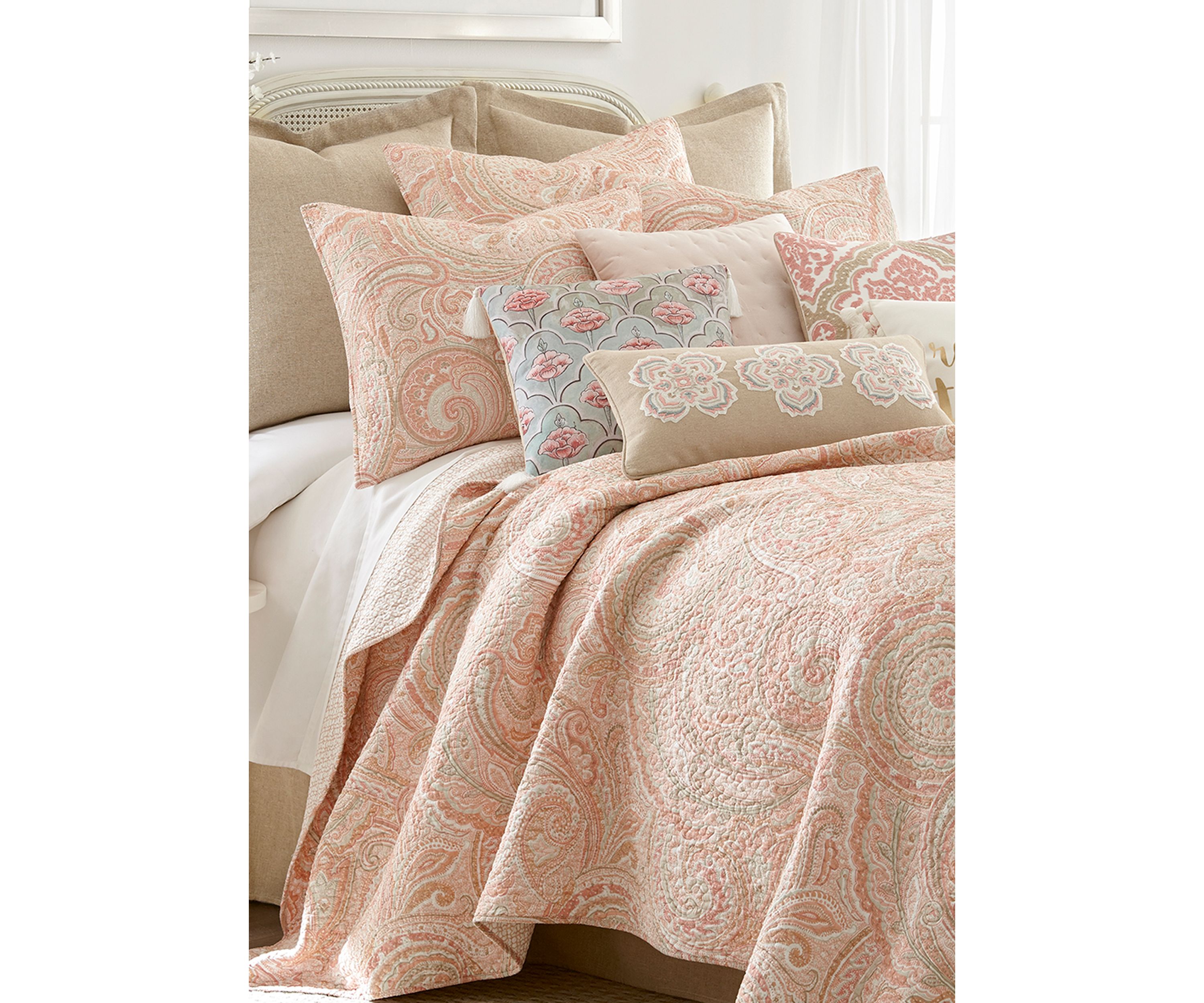 Spruce Coral Quilt Set