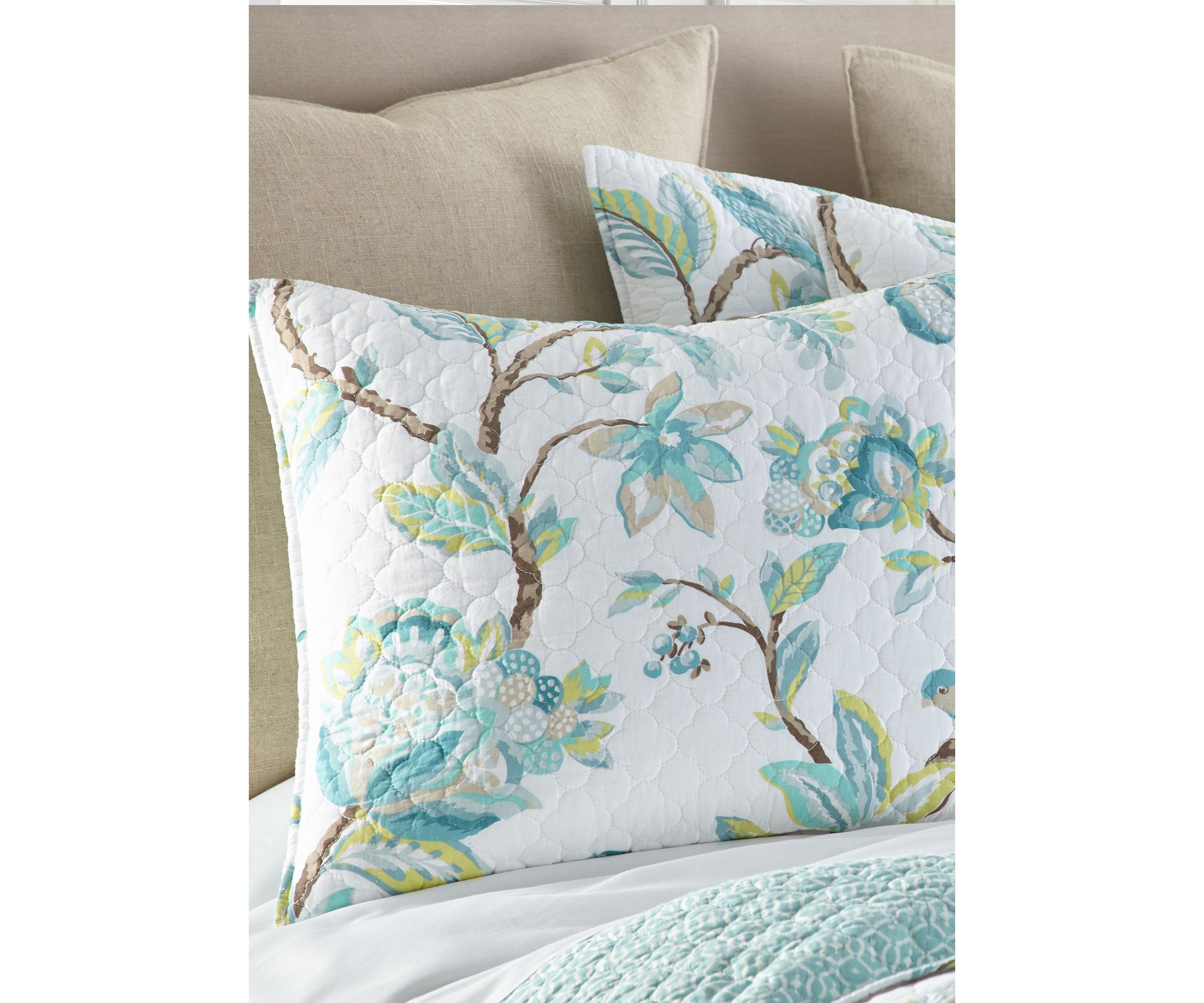 Cressida Quilt Set