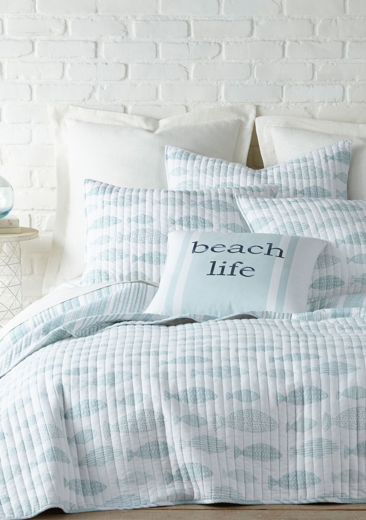 Aqua Breeze Quilt Set