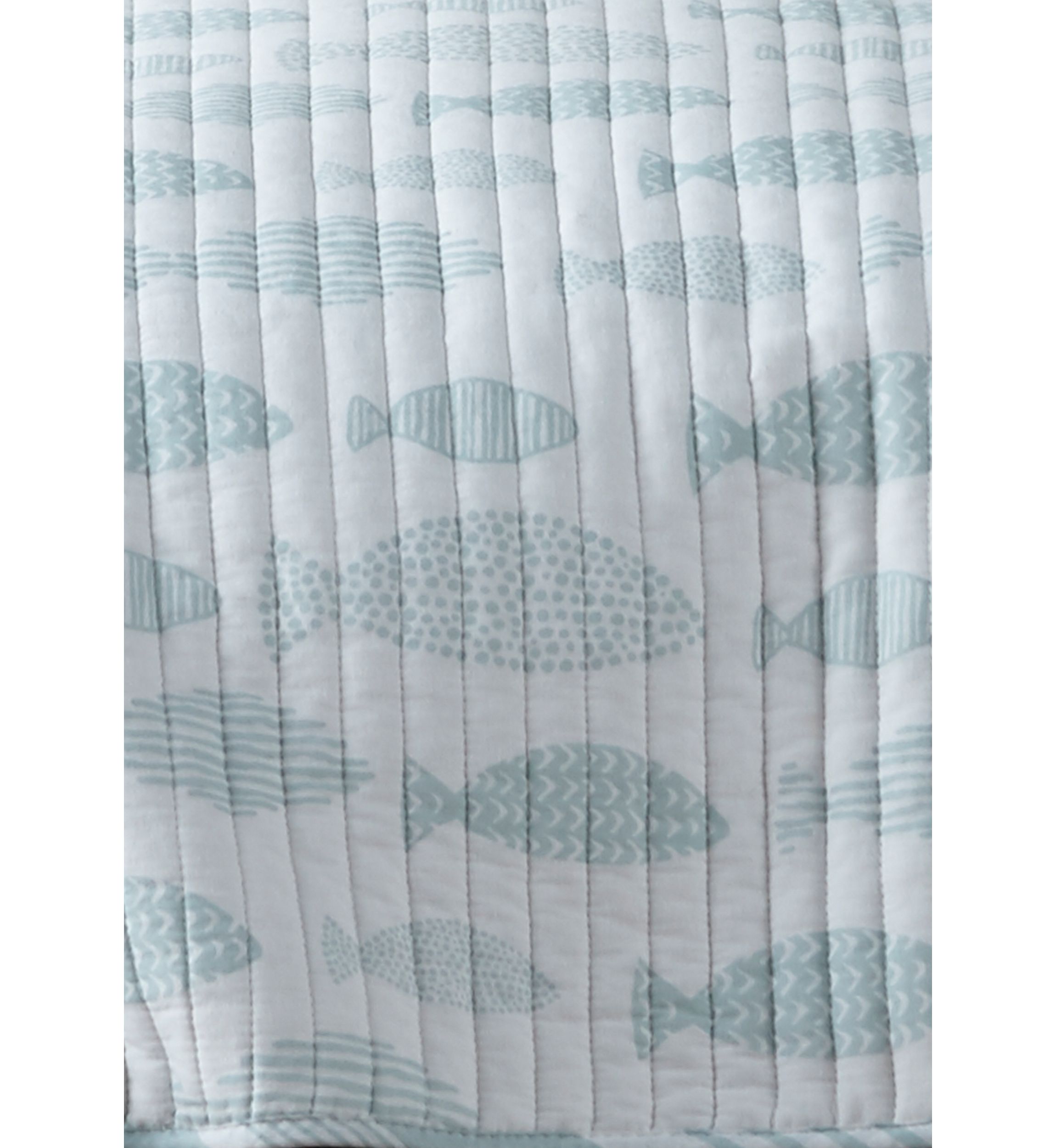 Aqua Breeze Quilt Set