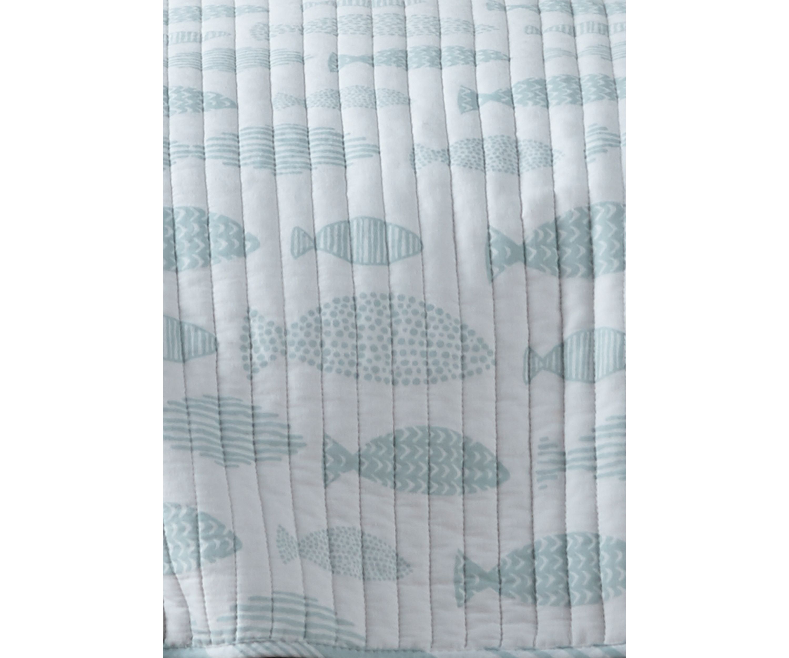 Aqua Breeze Quilt Set