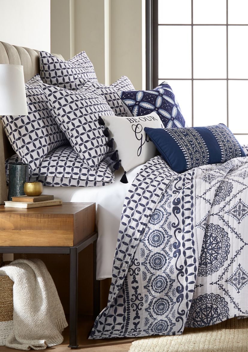 Valentina Quilt Set