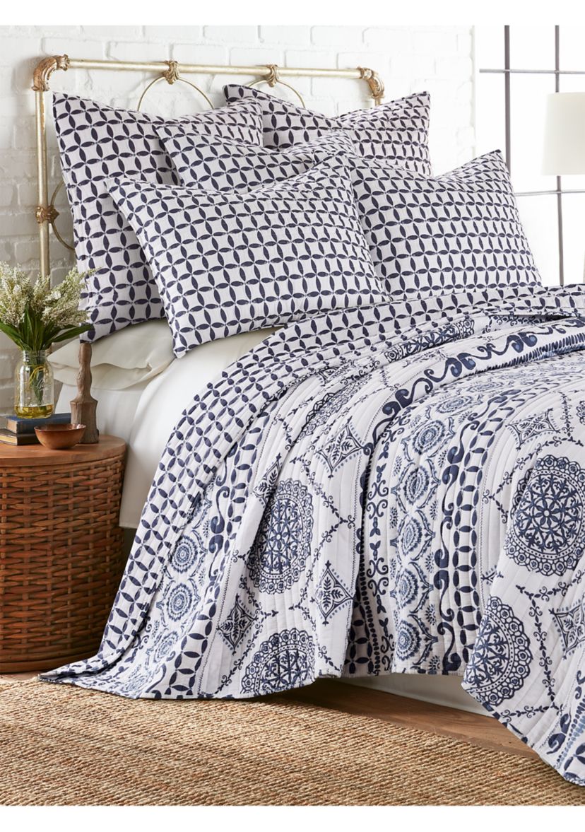 Valentina Quilt Set