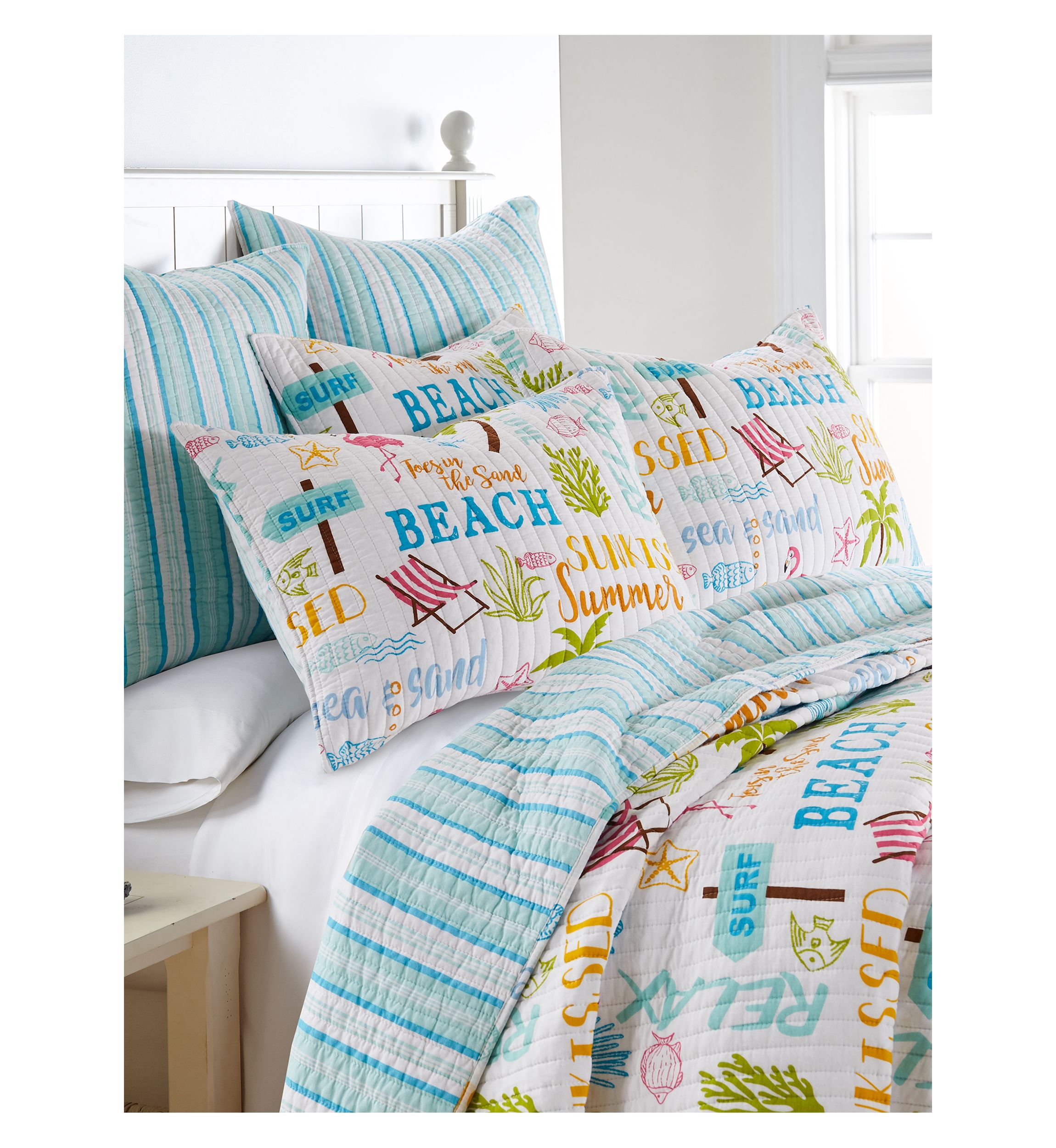 Beach Days Quilt Set