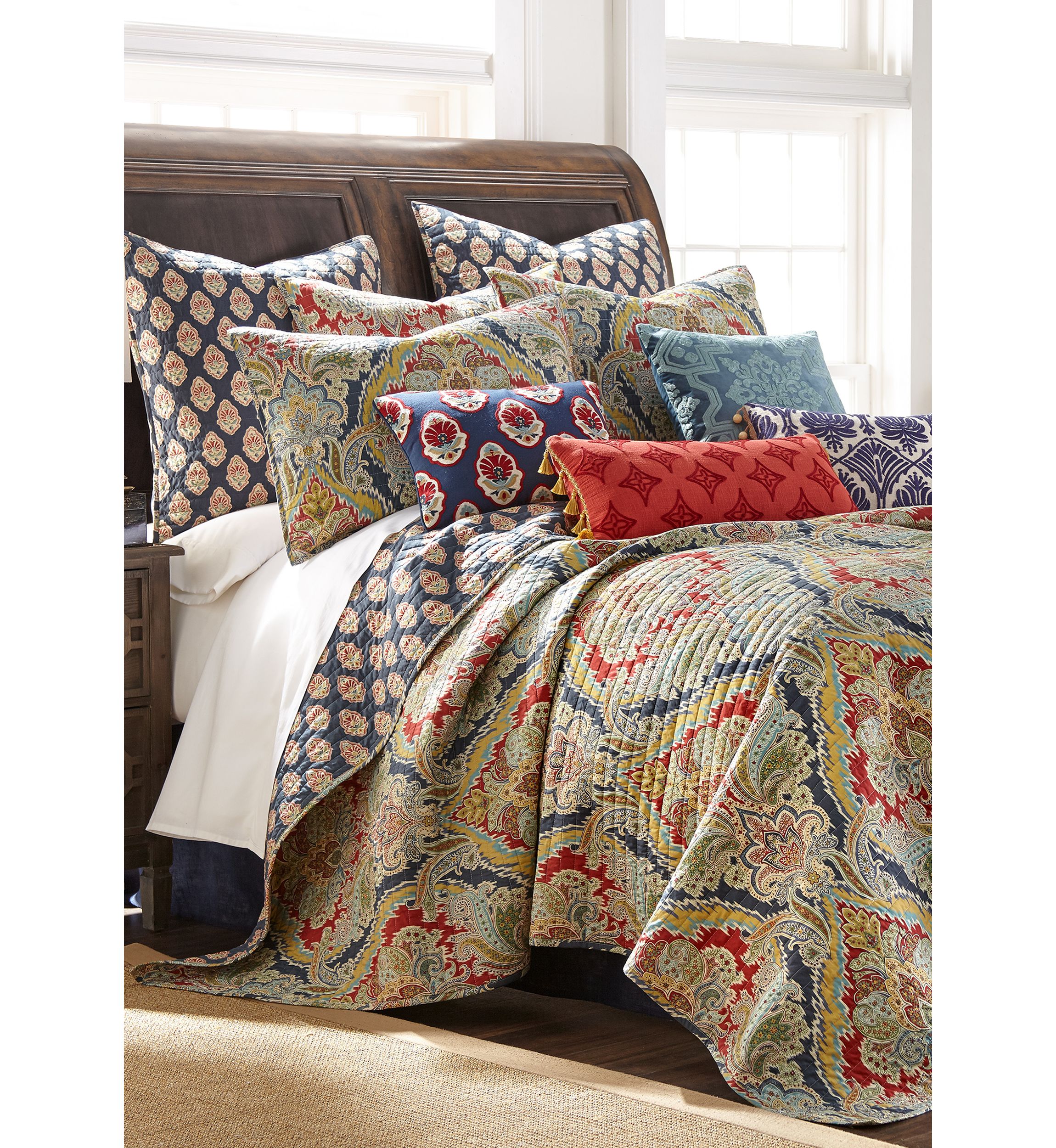 Moreno Quilt Set