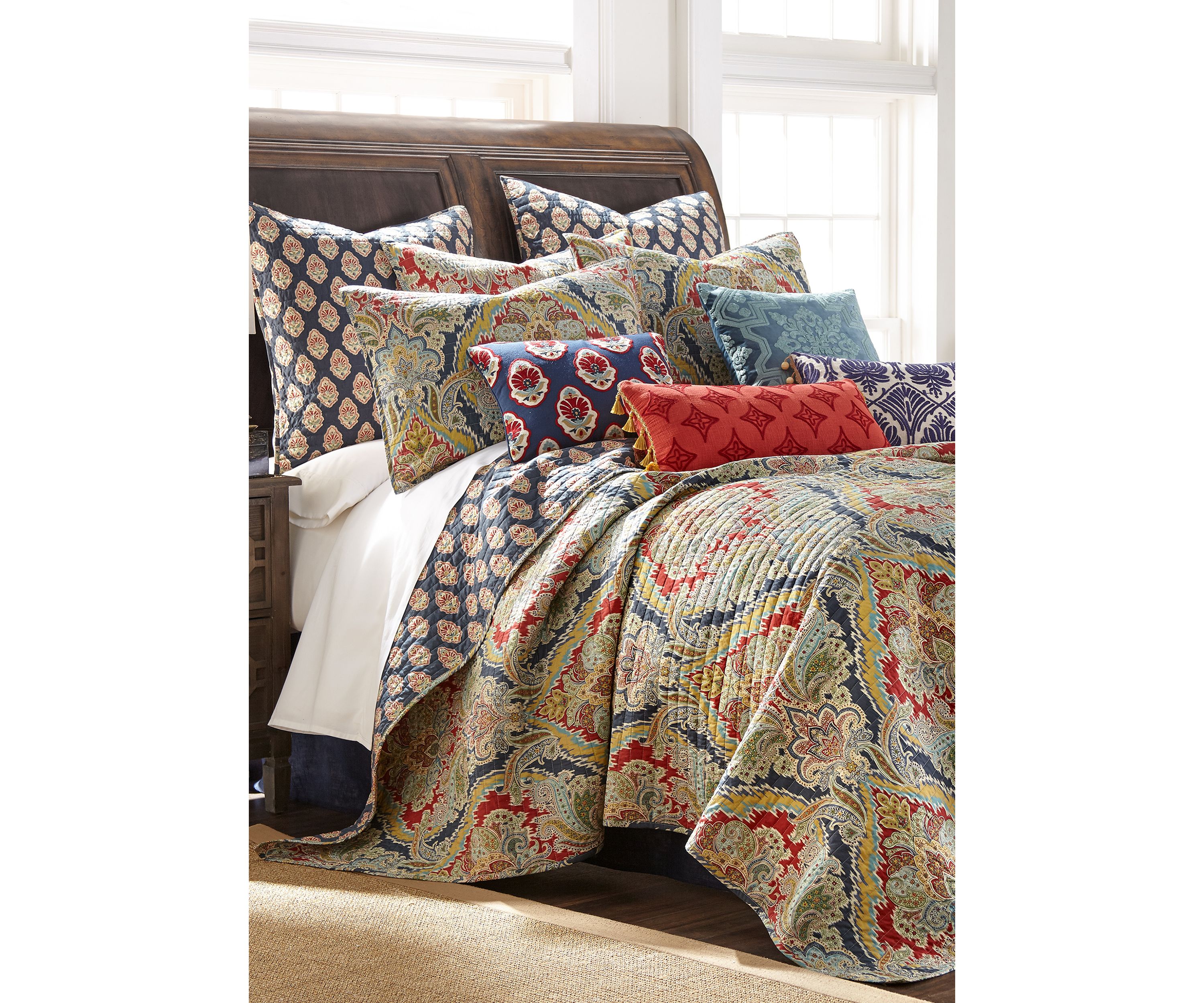 Moreno Quilt Set