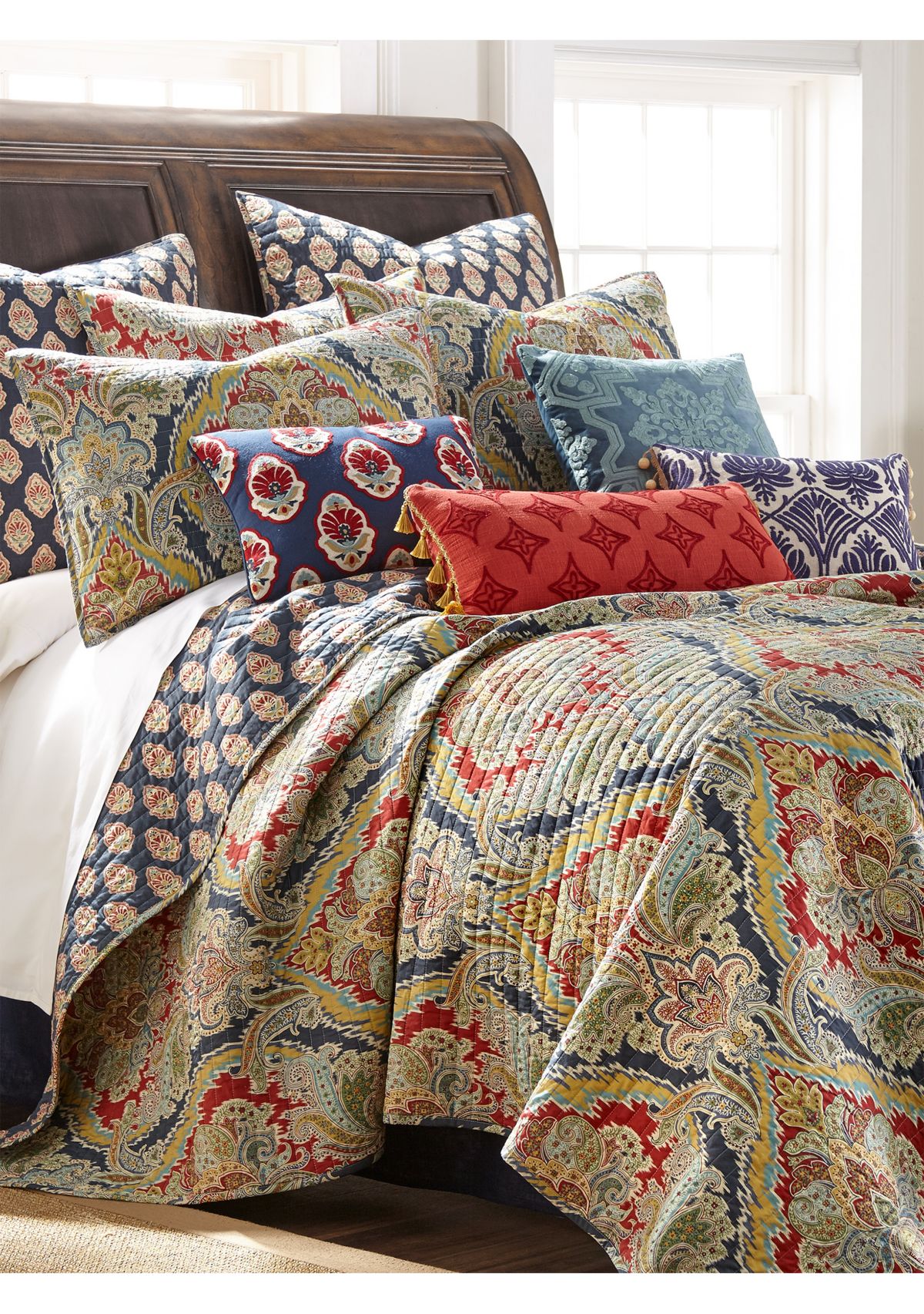 Moreno Quilt Set