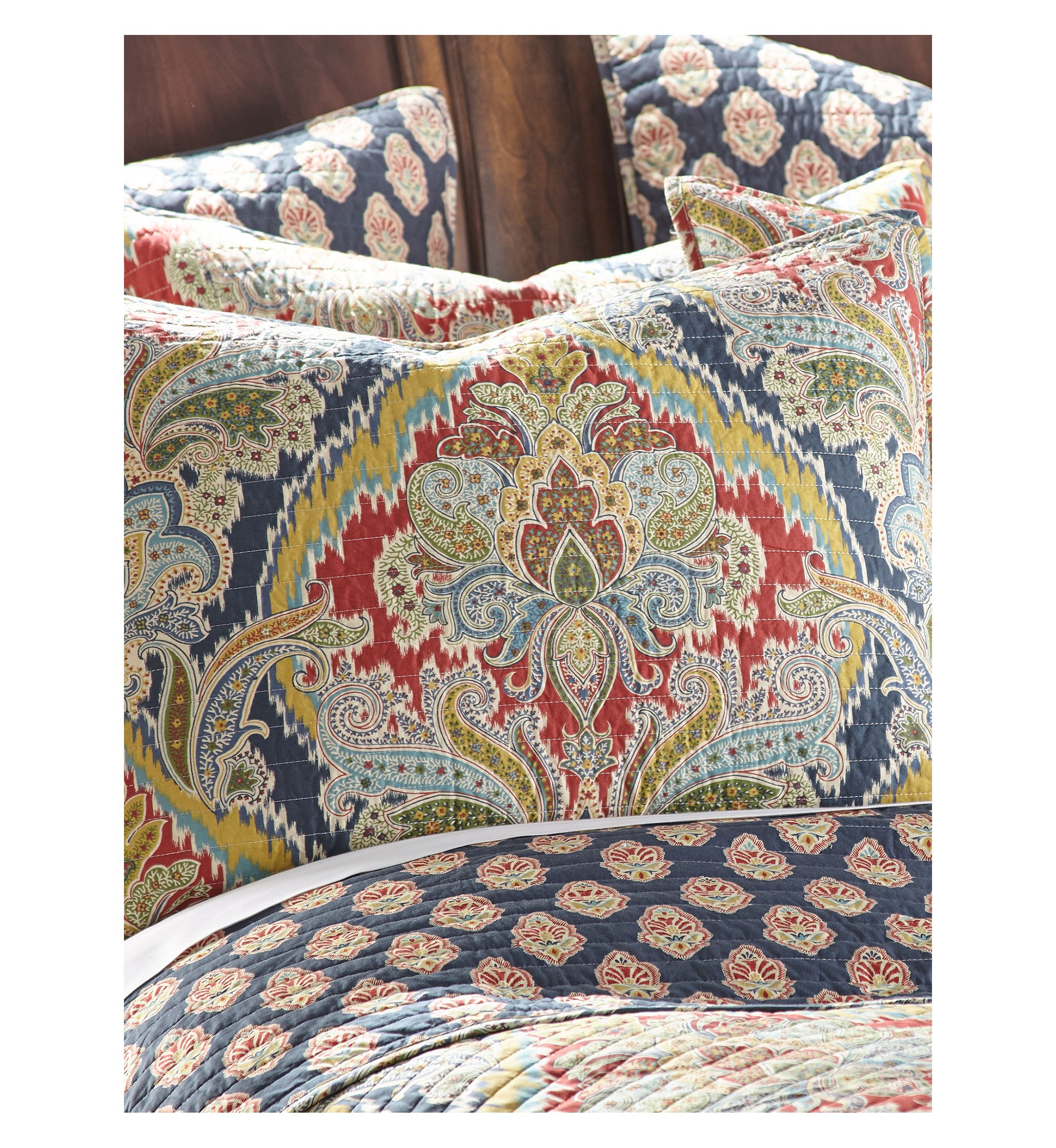 Moreno Quilt Set
