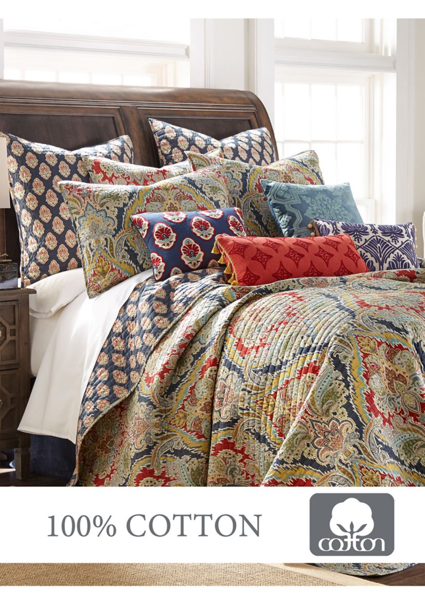 Moreno Quilt Set