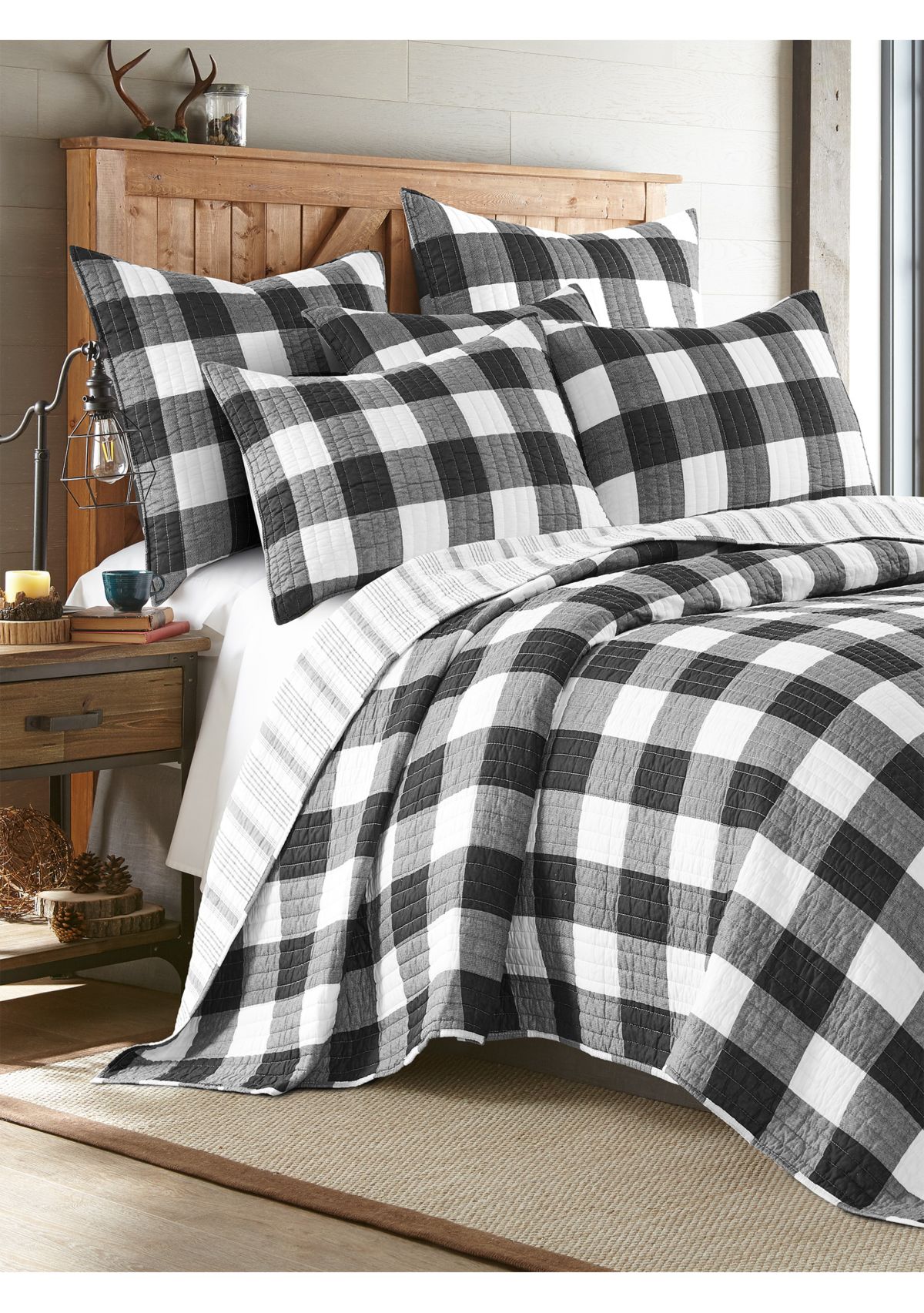 Camden Black Quilt Set