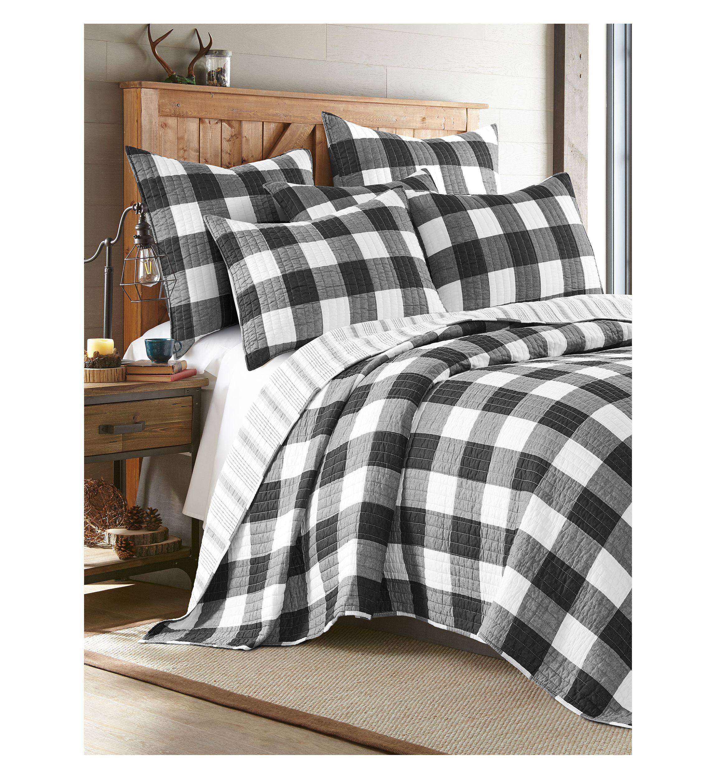 Camden Black Quilt Set