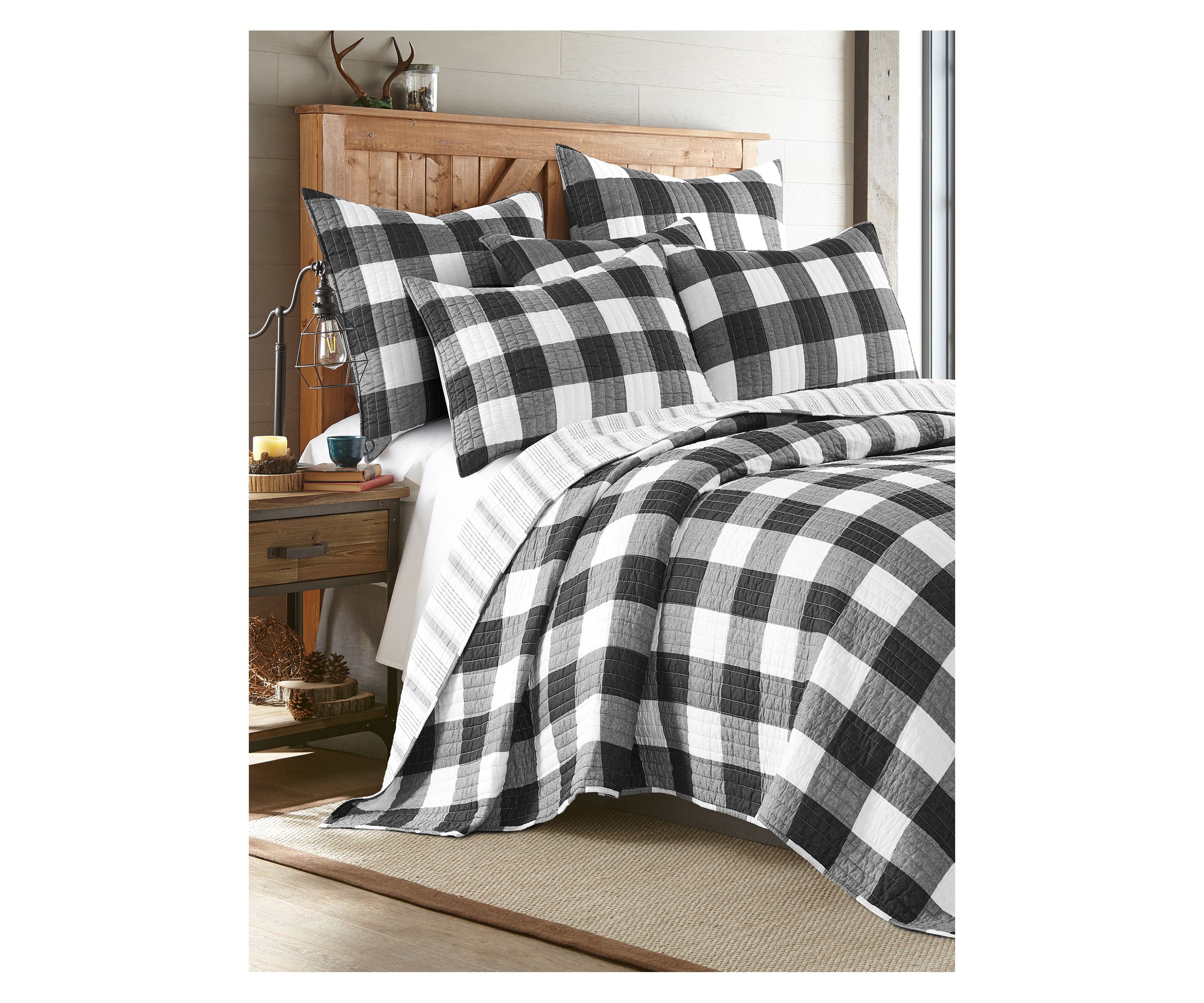 Camden Black Quilt Set