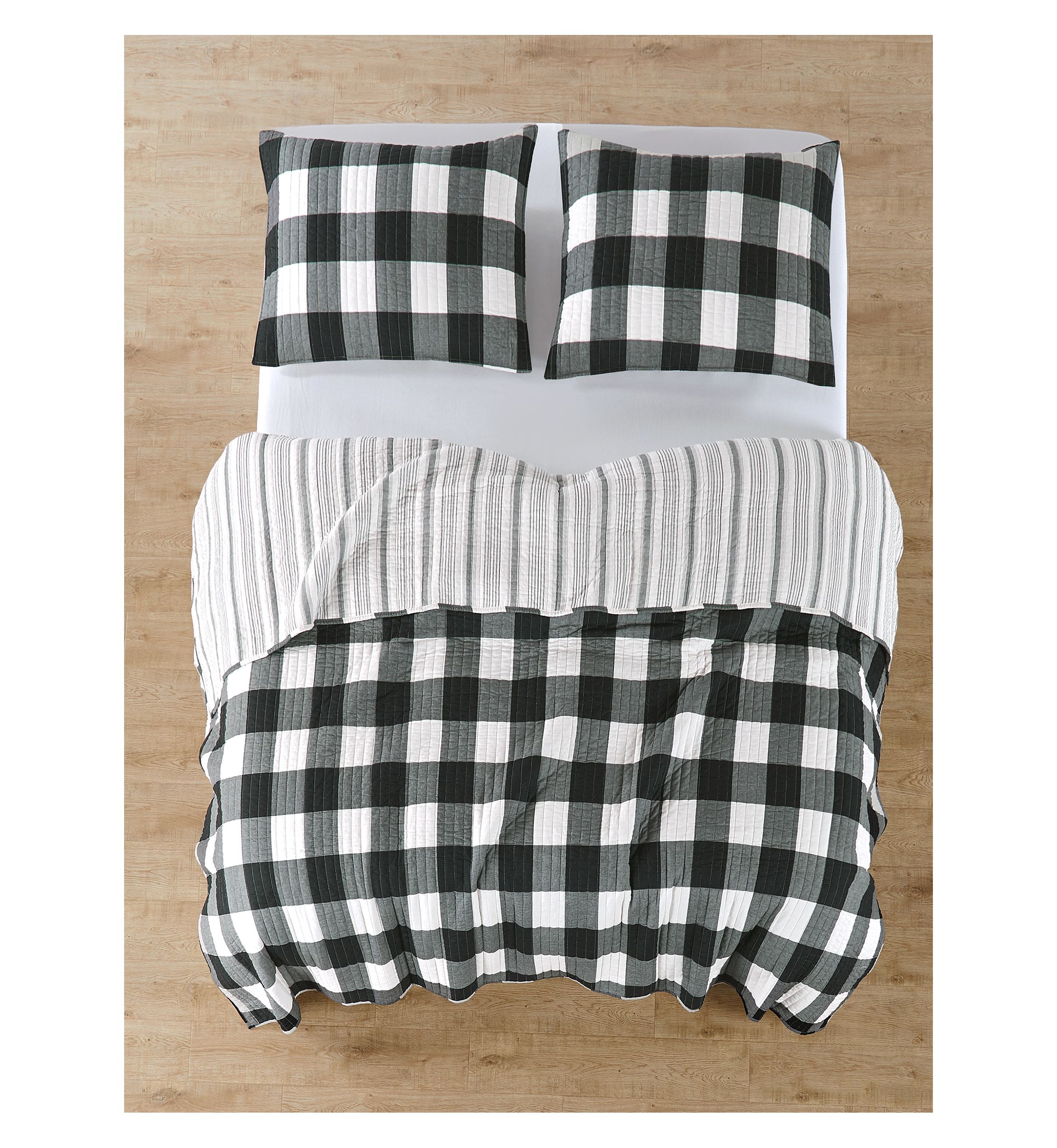 Camden Black Quilt Set