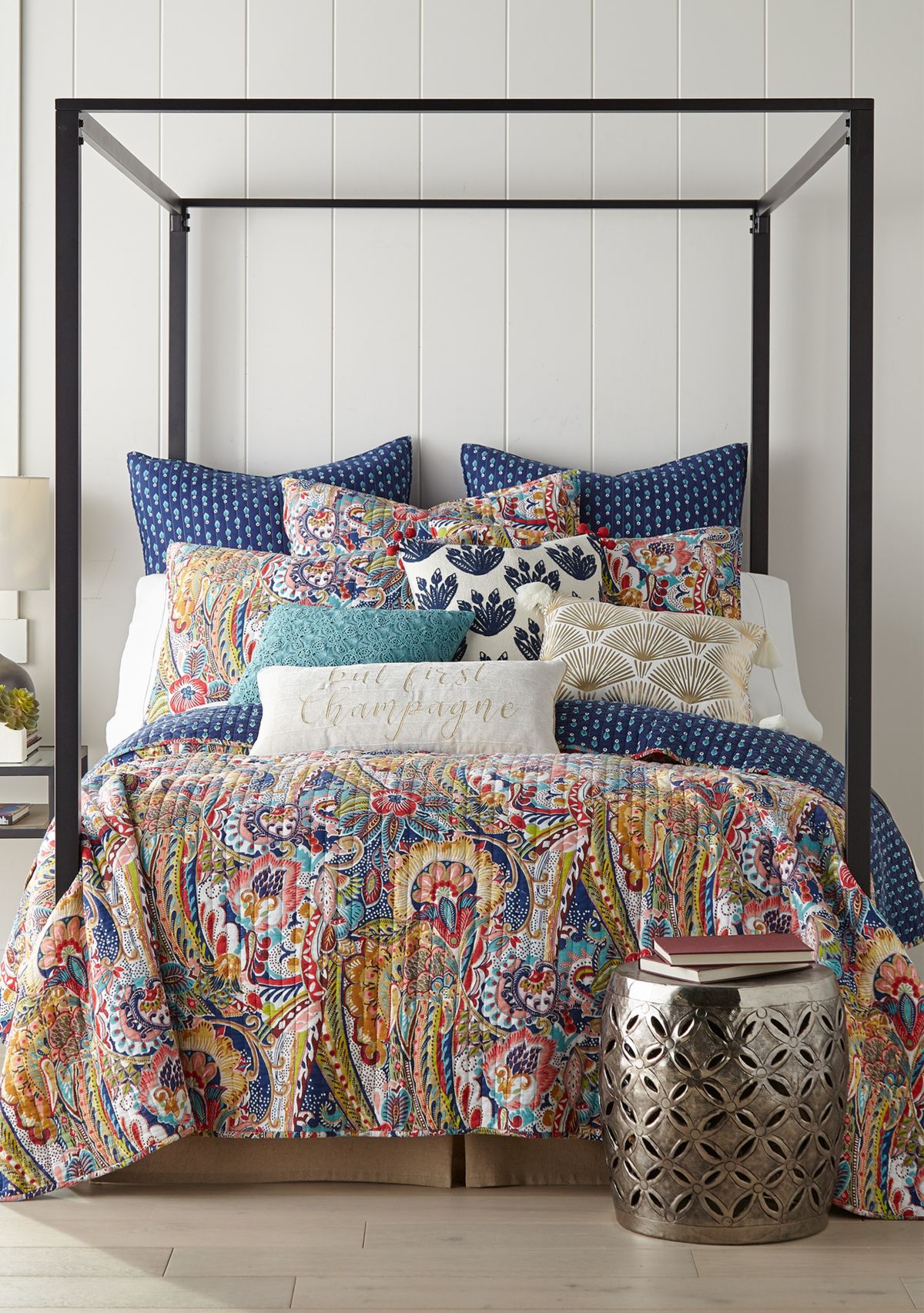 Nanette Quilt Set