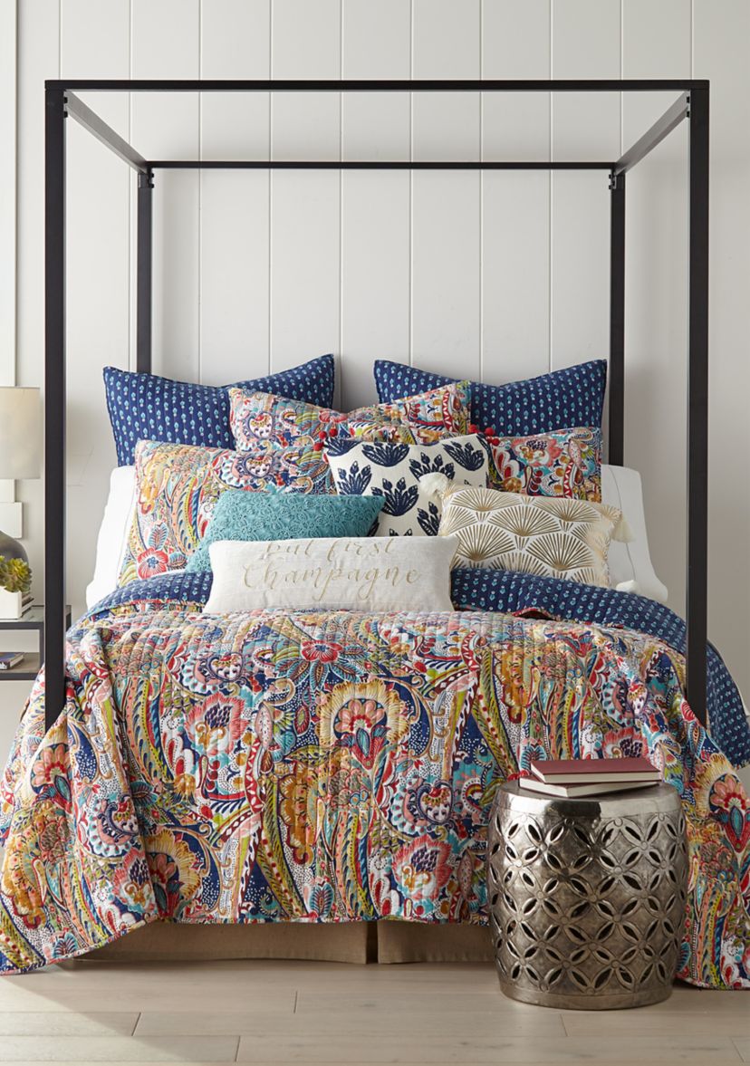 Nanette Quilt Set