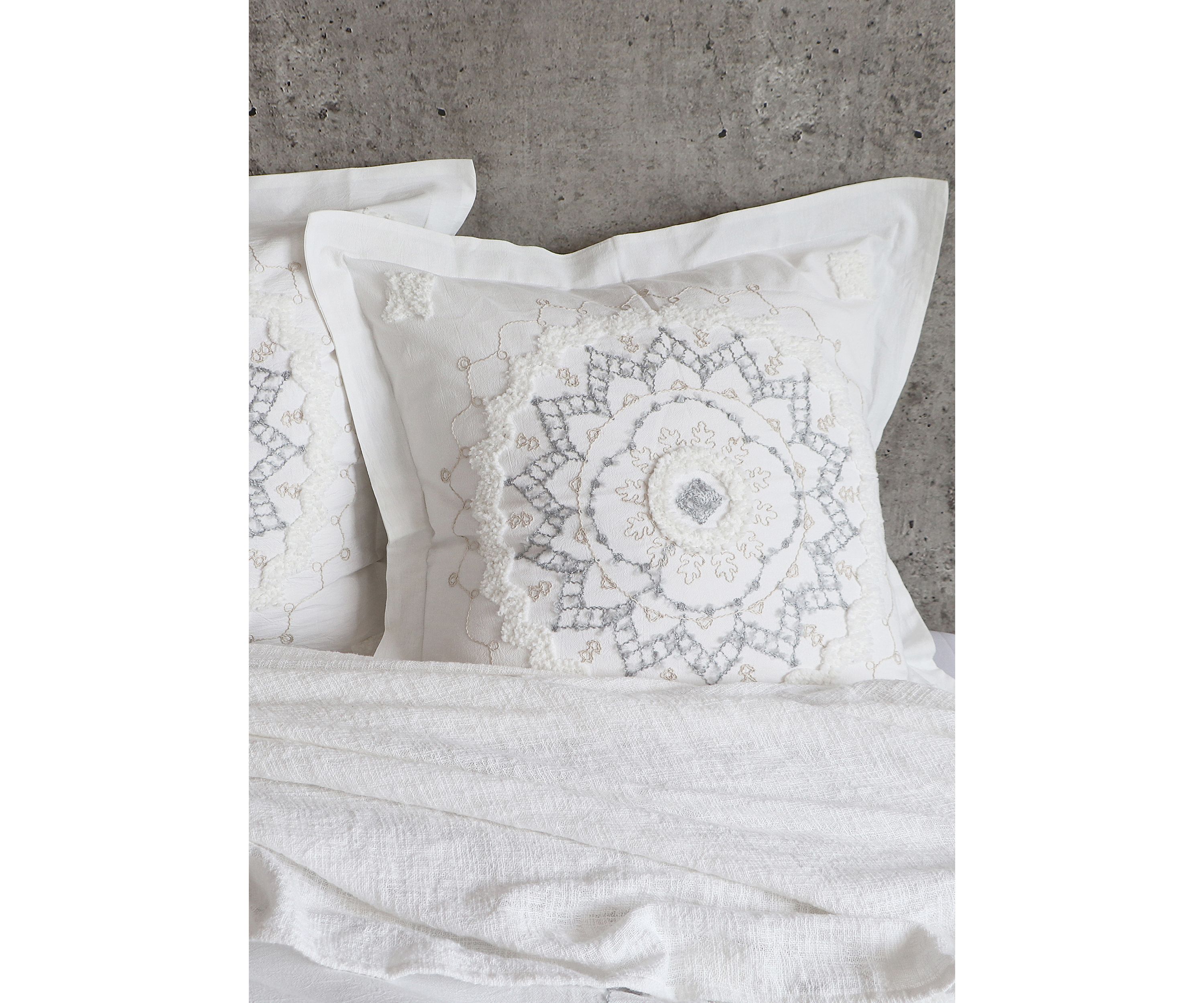Harleson Medallion Euro Sham