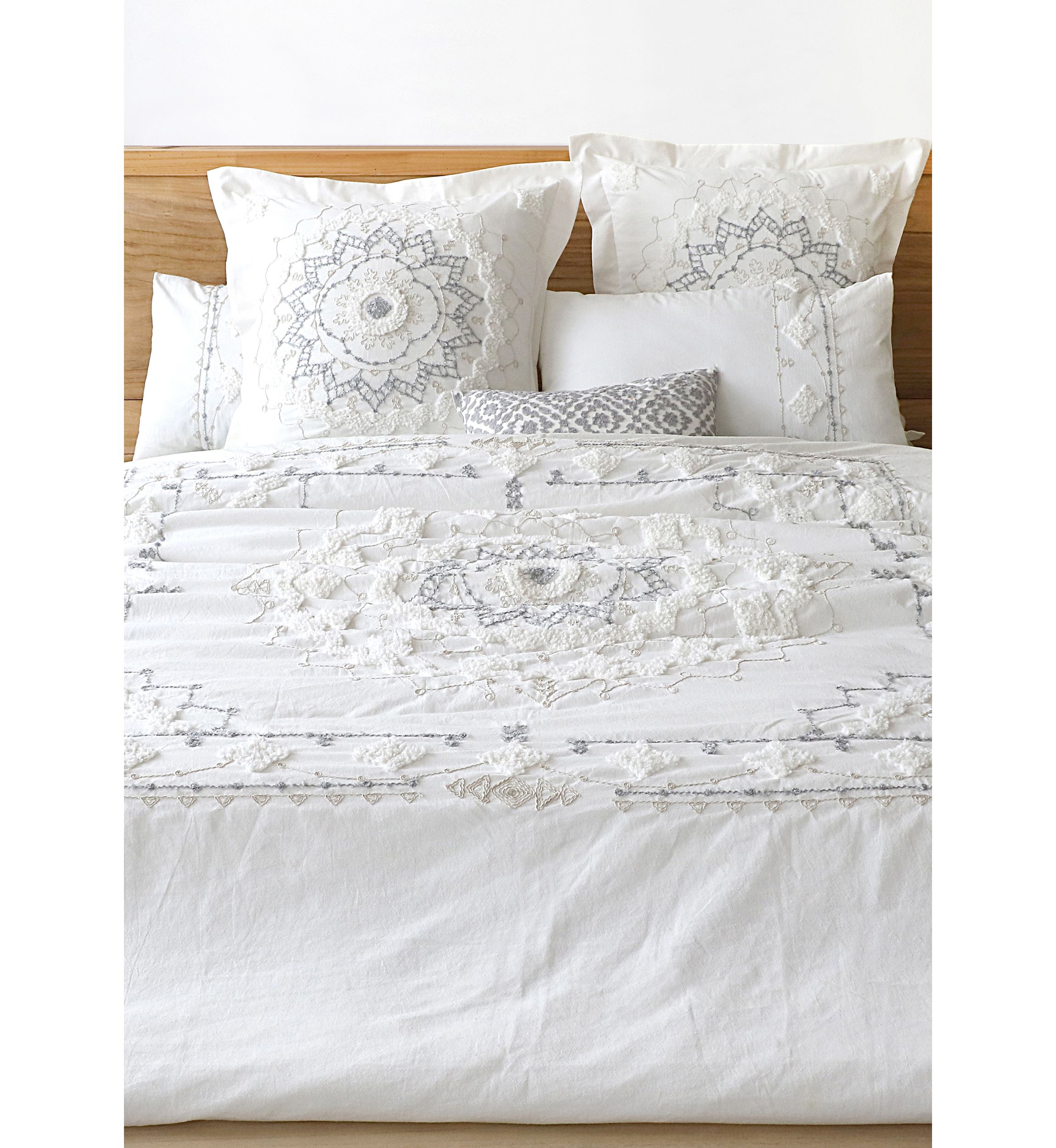 Harleson Medallion Euro Sham