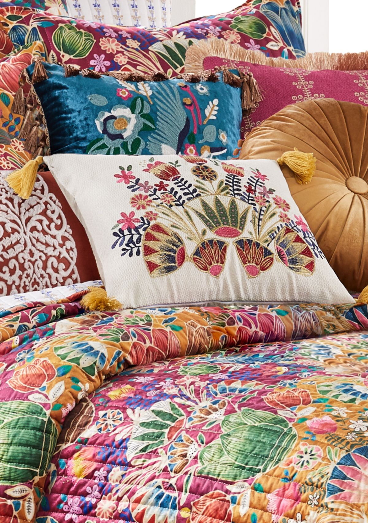 Delissa Velvet Multi Embroidered pillow