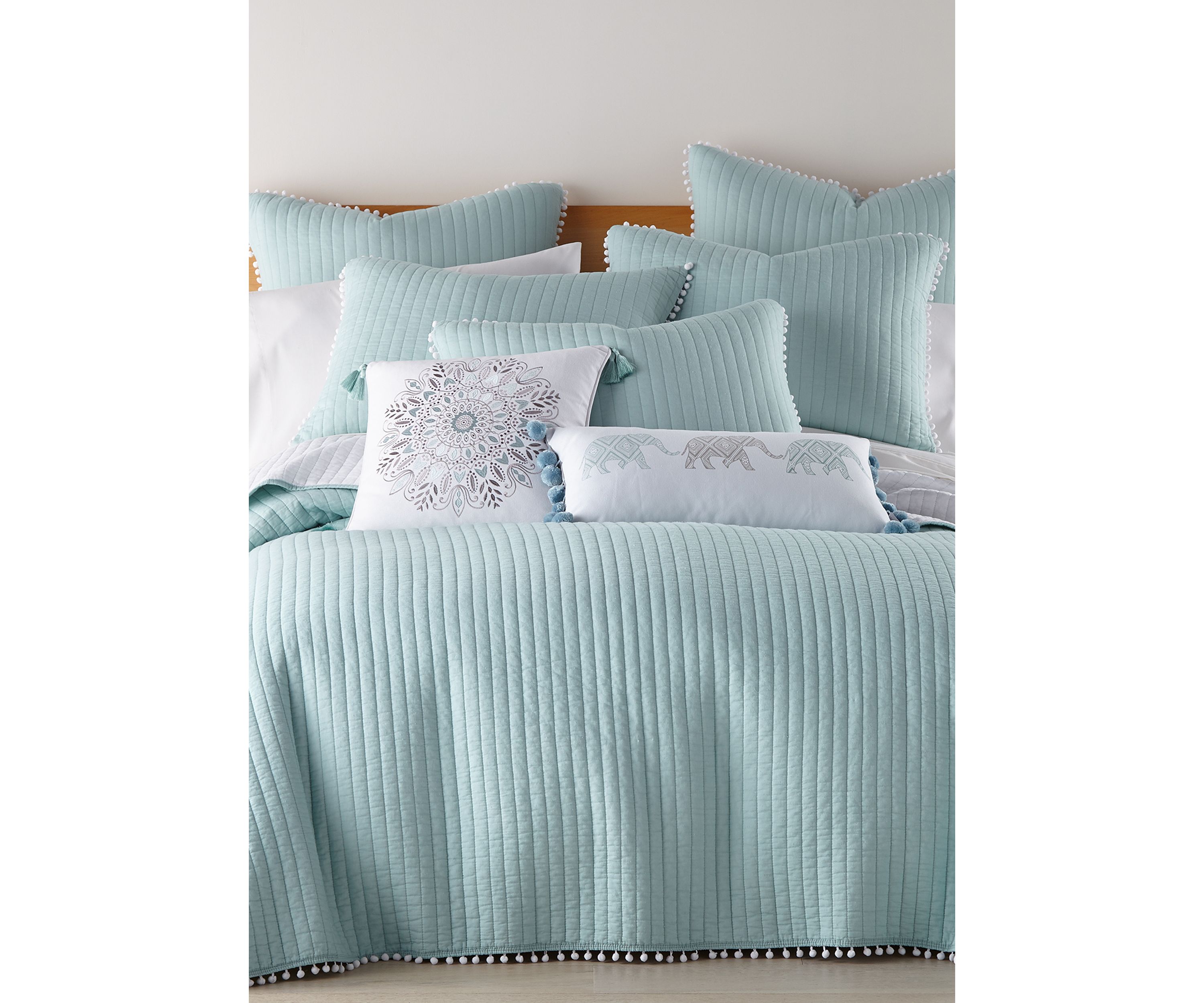 Pom Pom Quilt