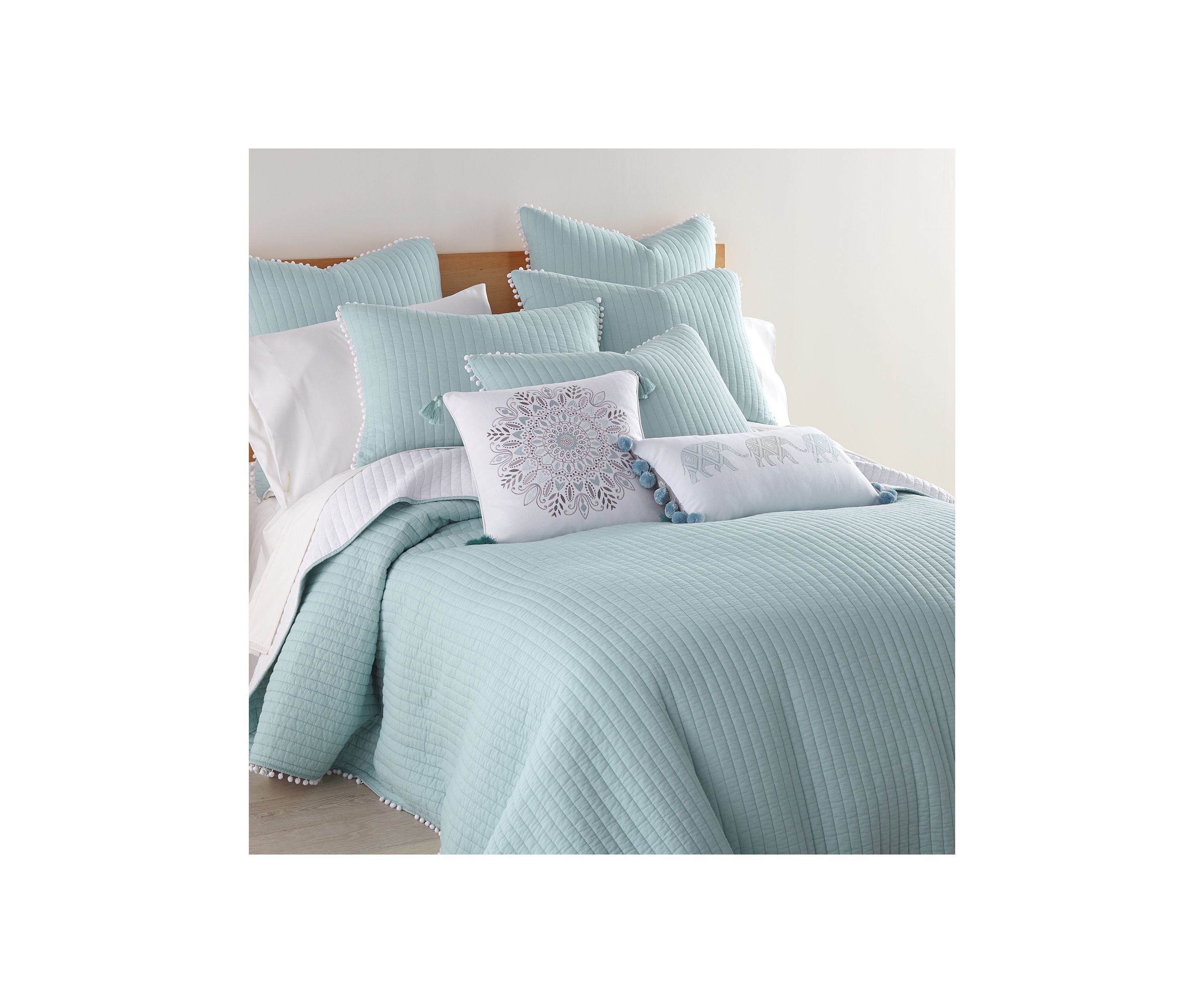 Pom Pom Quilt