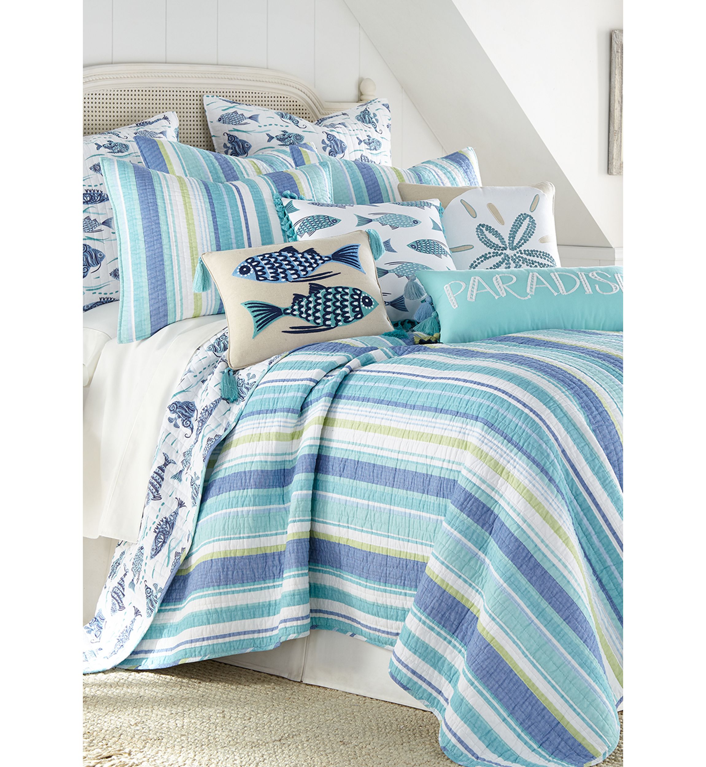 Laida Beach Full/Queen Quilt Set