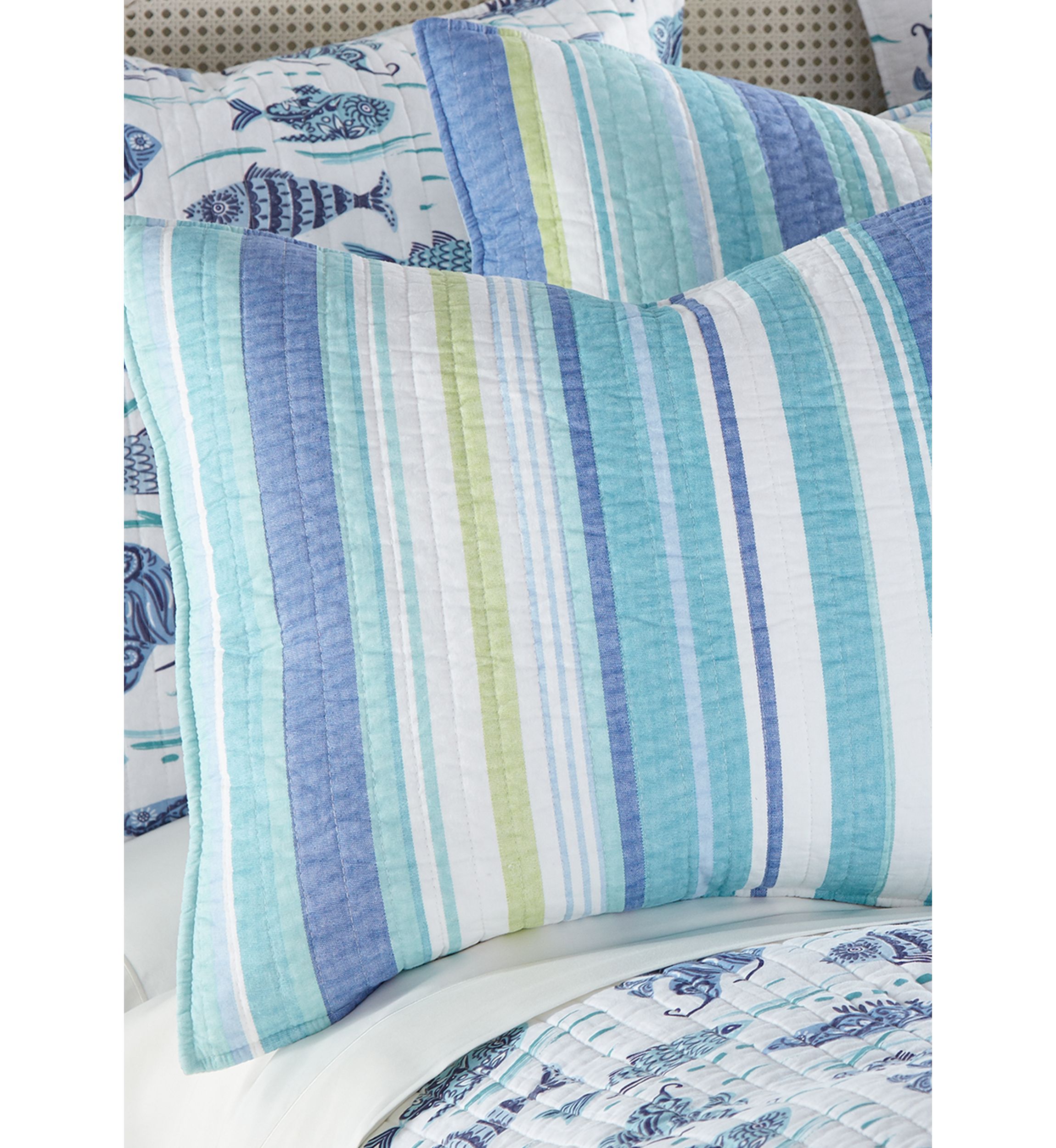 Laida Beach Full/Queen Quilt Set
