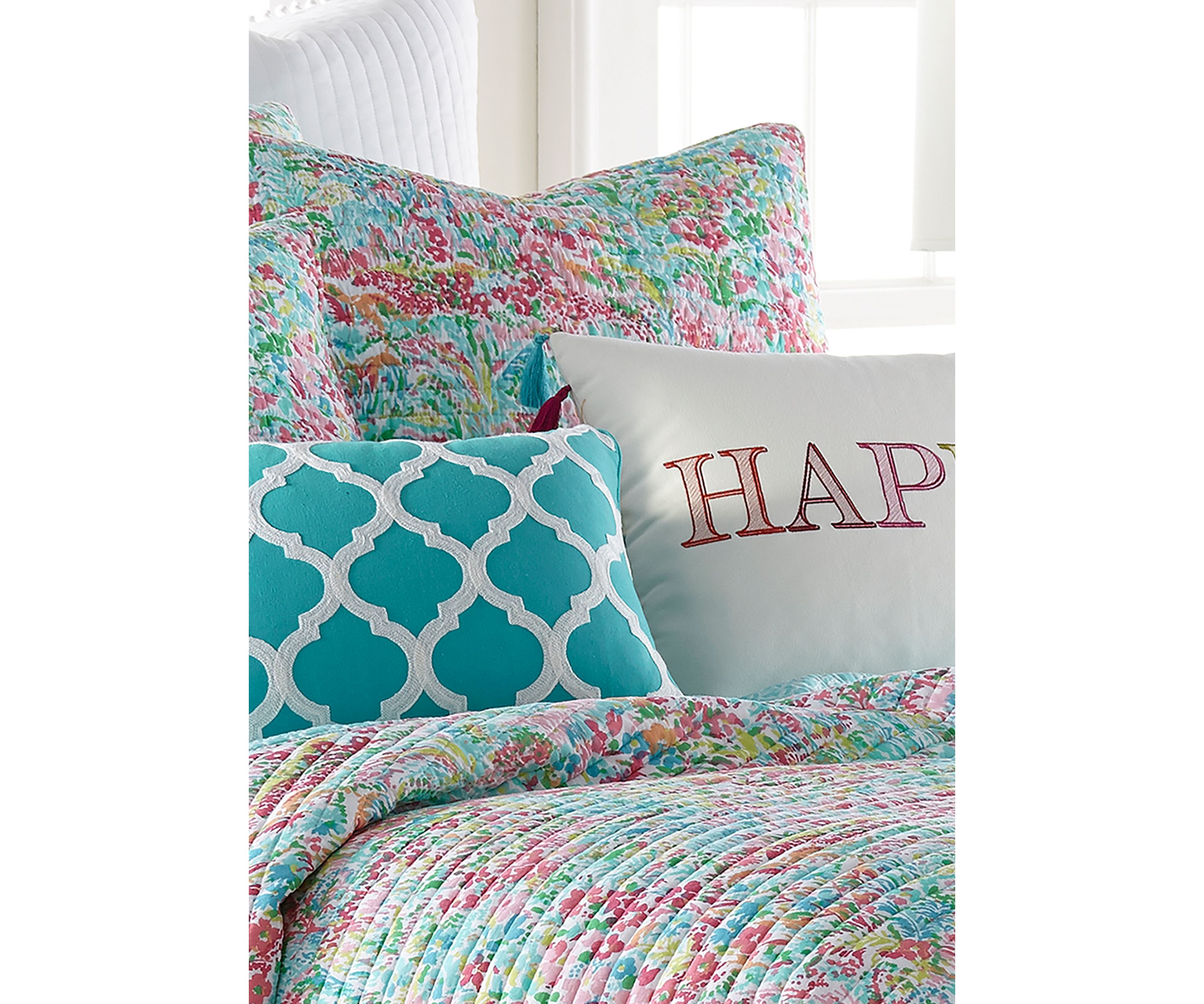 Karola Full/Queen Quilt Set