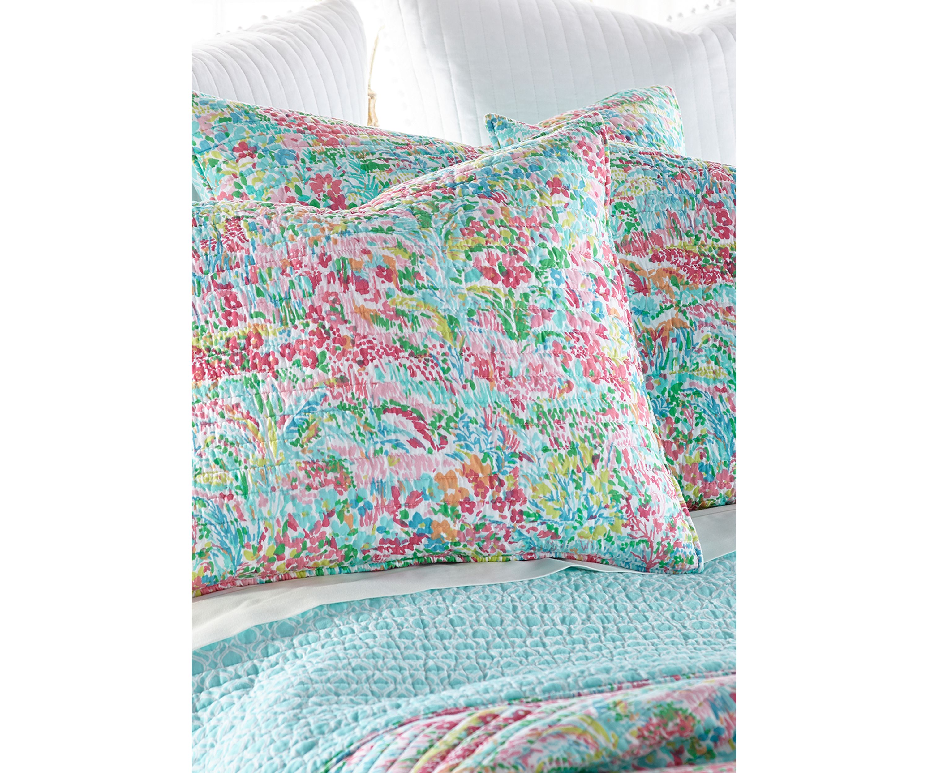 Karola Full/Queen Quilt Set